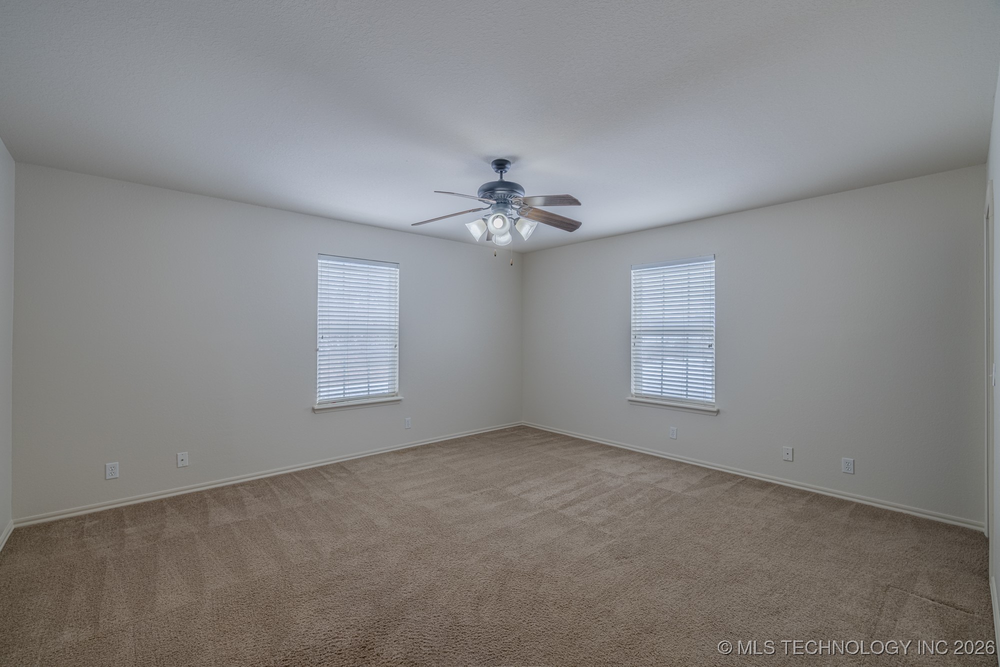 9109 N 153rd Court E Property Photo 30