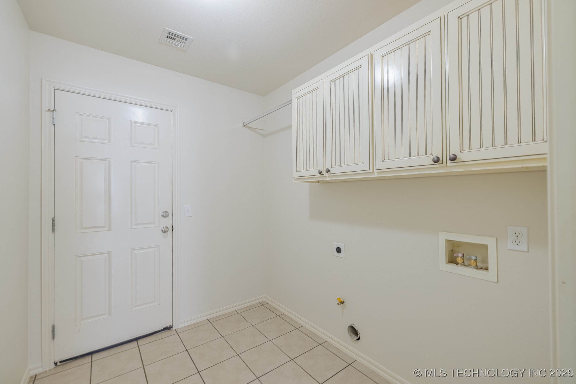 9109 N 153rd Court E Property Photo 33