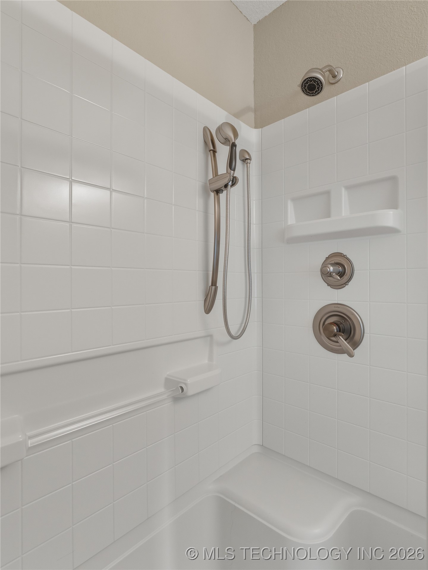 1447 S Lowry Property Photo 29