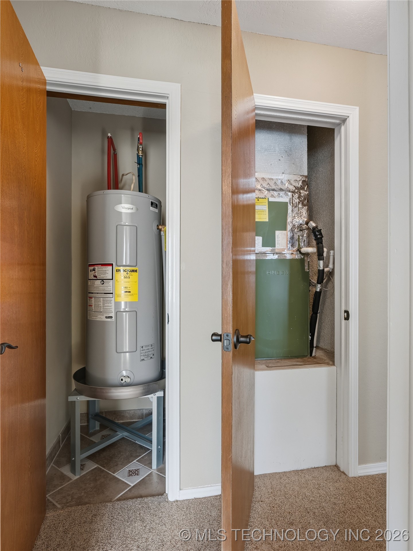 1447 S Lowry Property Photo 33