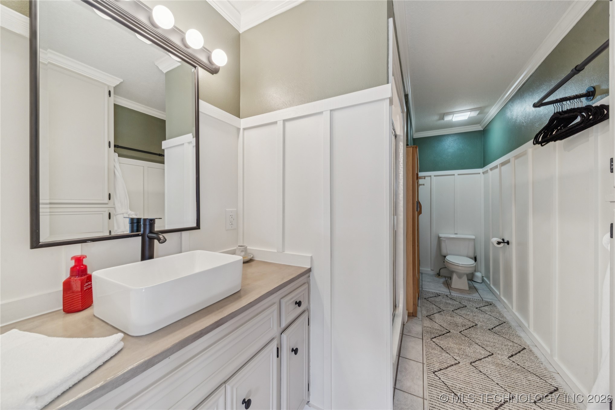 10726 S 69th East Avenue Property Photo 42