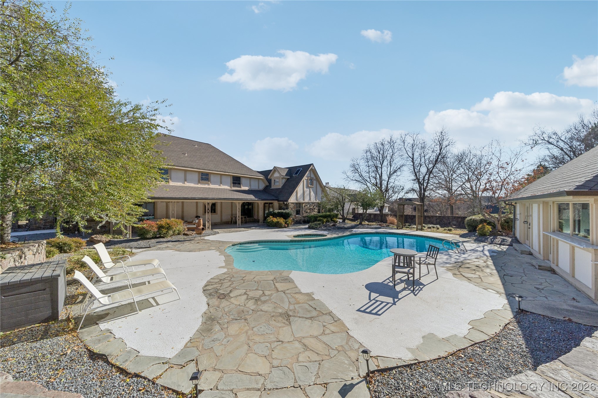 10726 S 69th East Avenue Property Photo 48