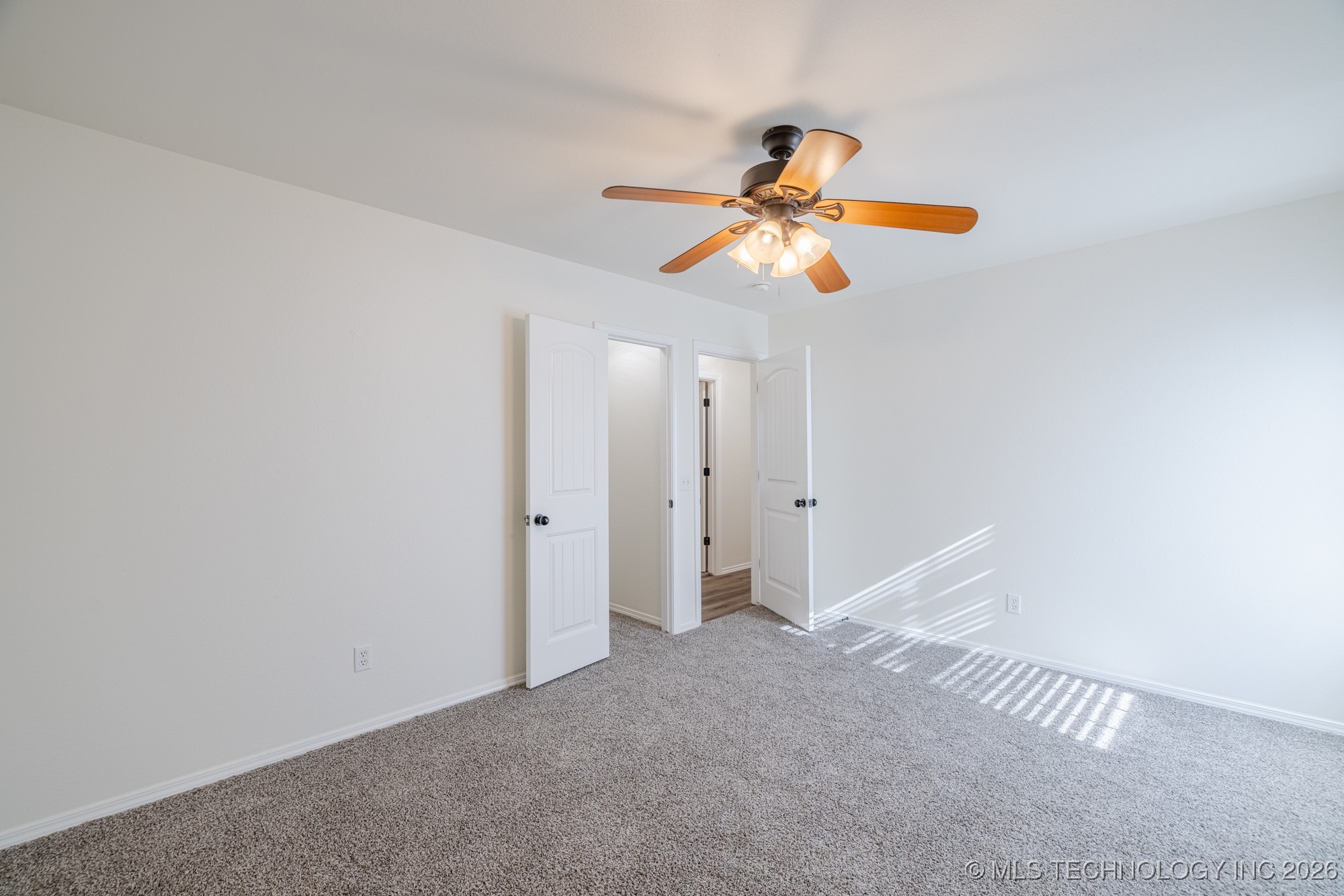 618 S Seminole Street Property Photo 28