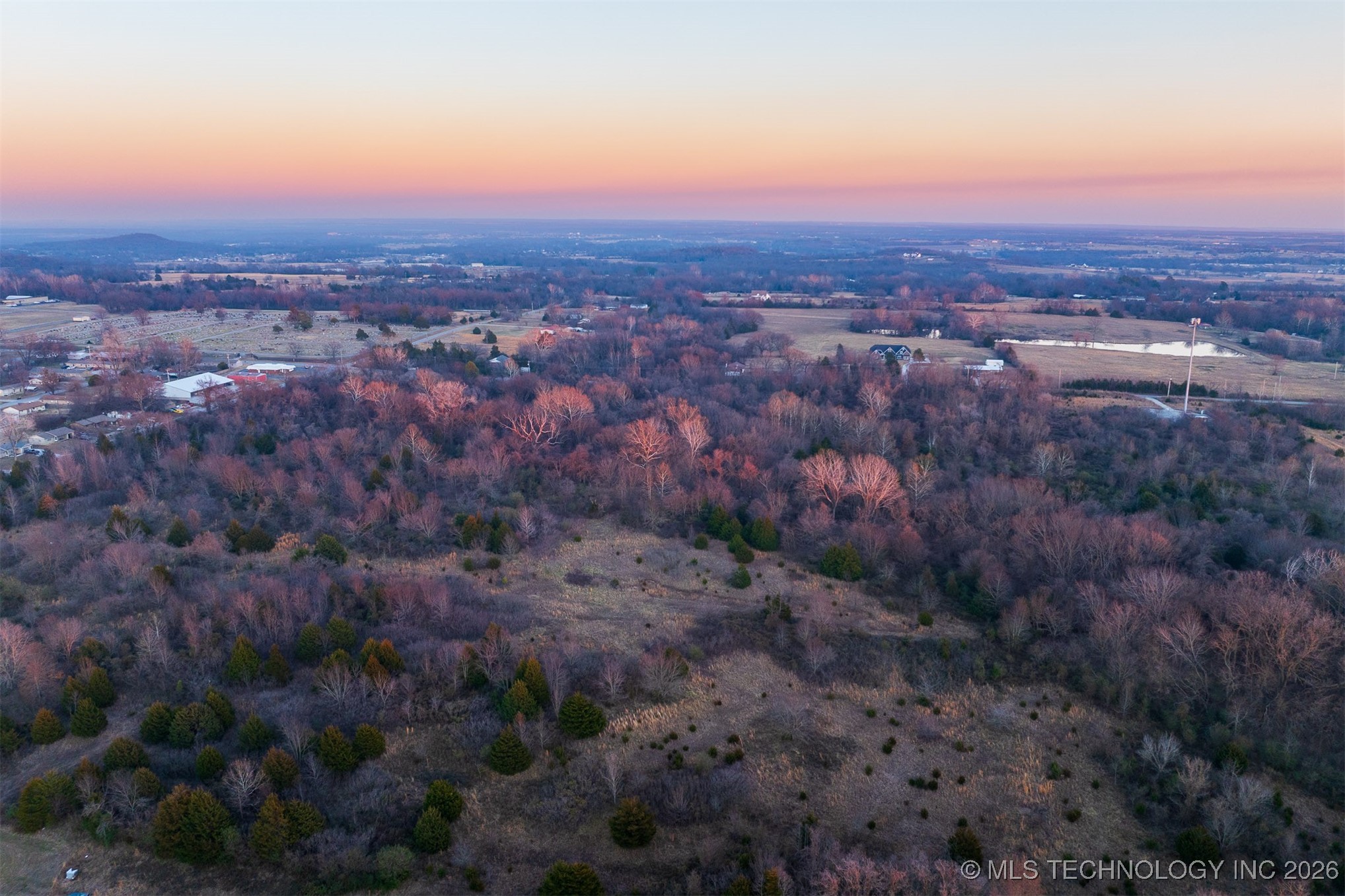 12 E 151st Street S Property Photo 7