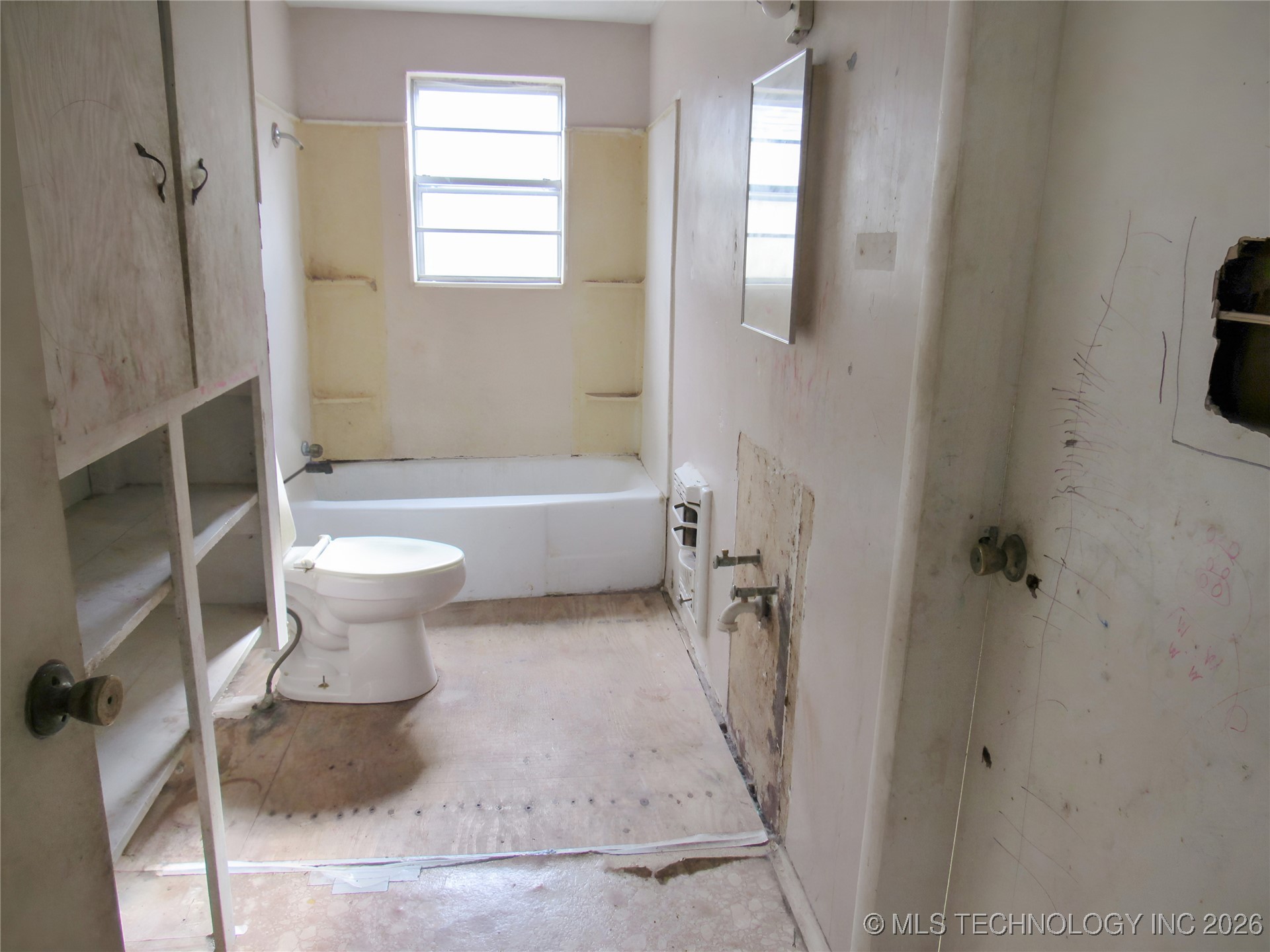 12233 S Oak Street Property Photo 14