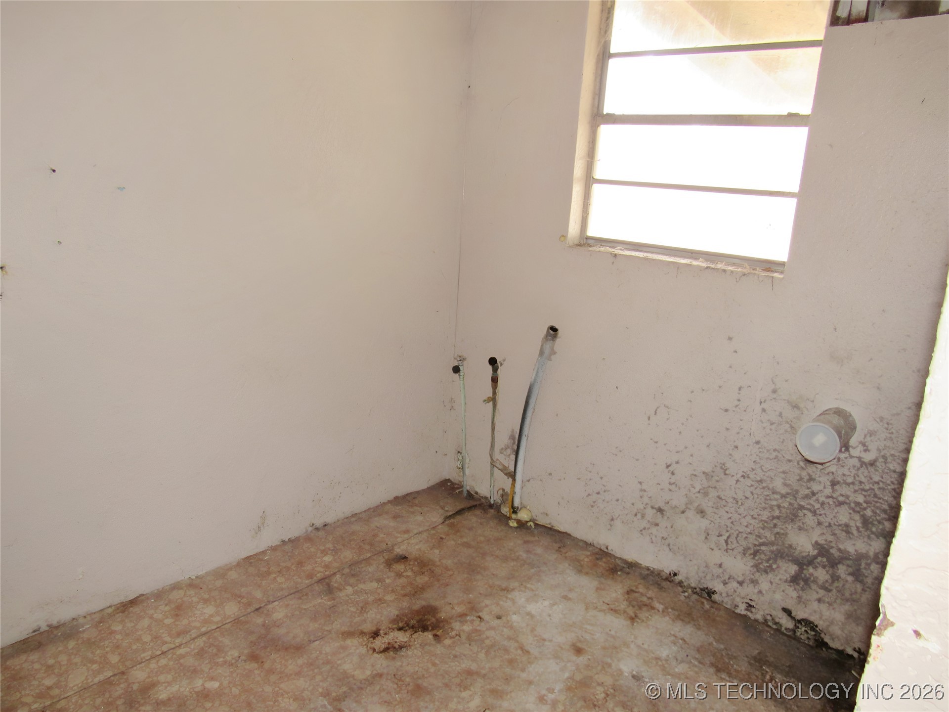 12233 S Oak Street Property Photo 16