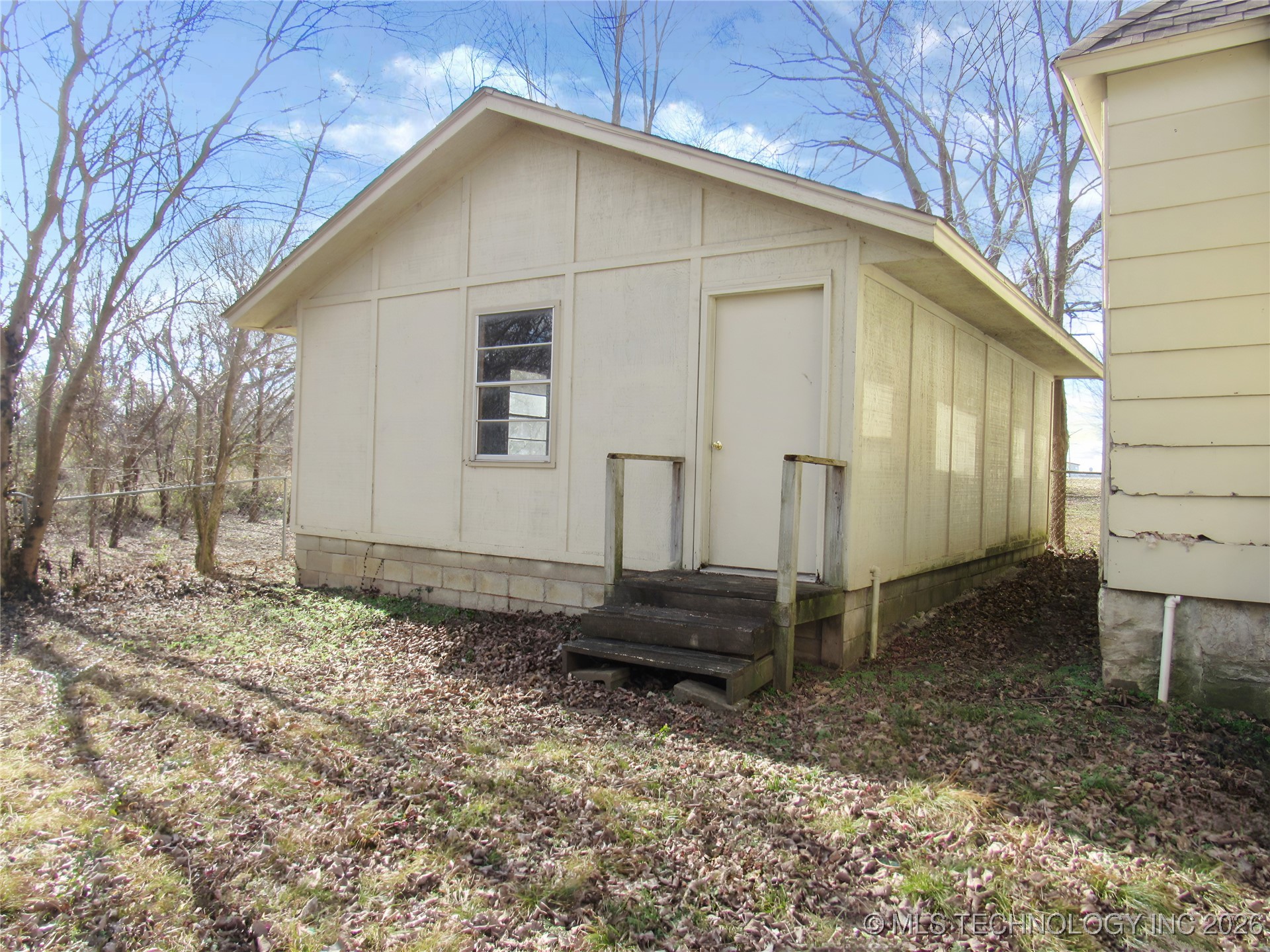 12233 S Oak Street Property Photo 19