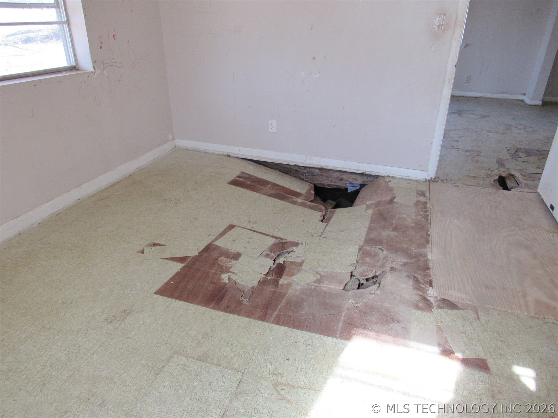 12233 S Oak Street Property Photo 21