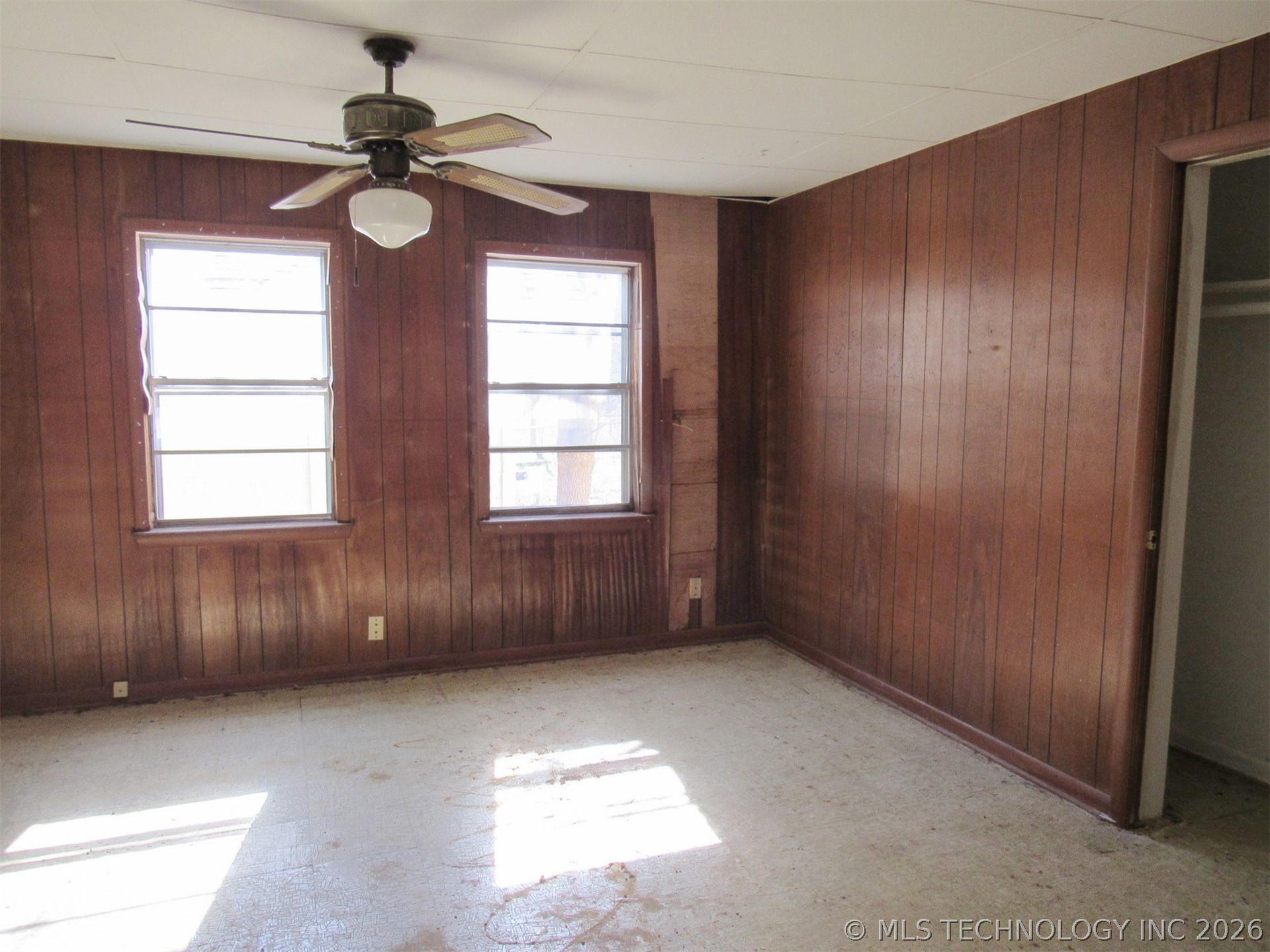 12233 S Oak Street Property Photo 23