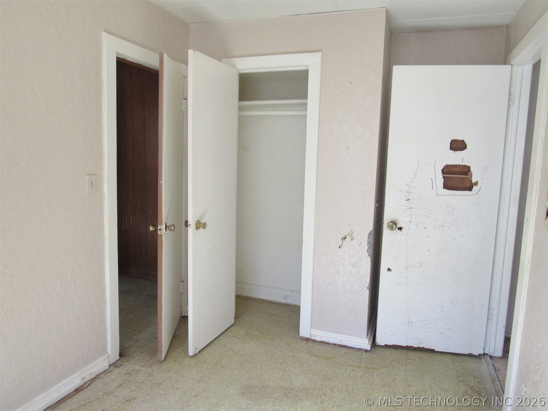 12233 S Oak Street Property Photo 26