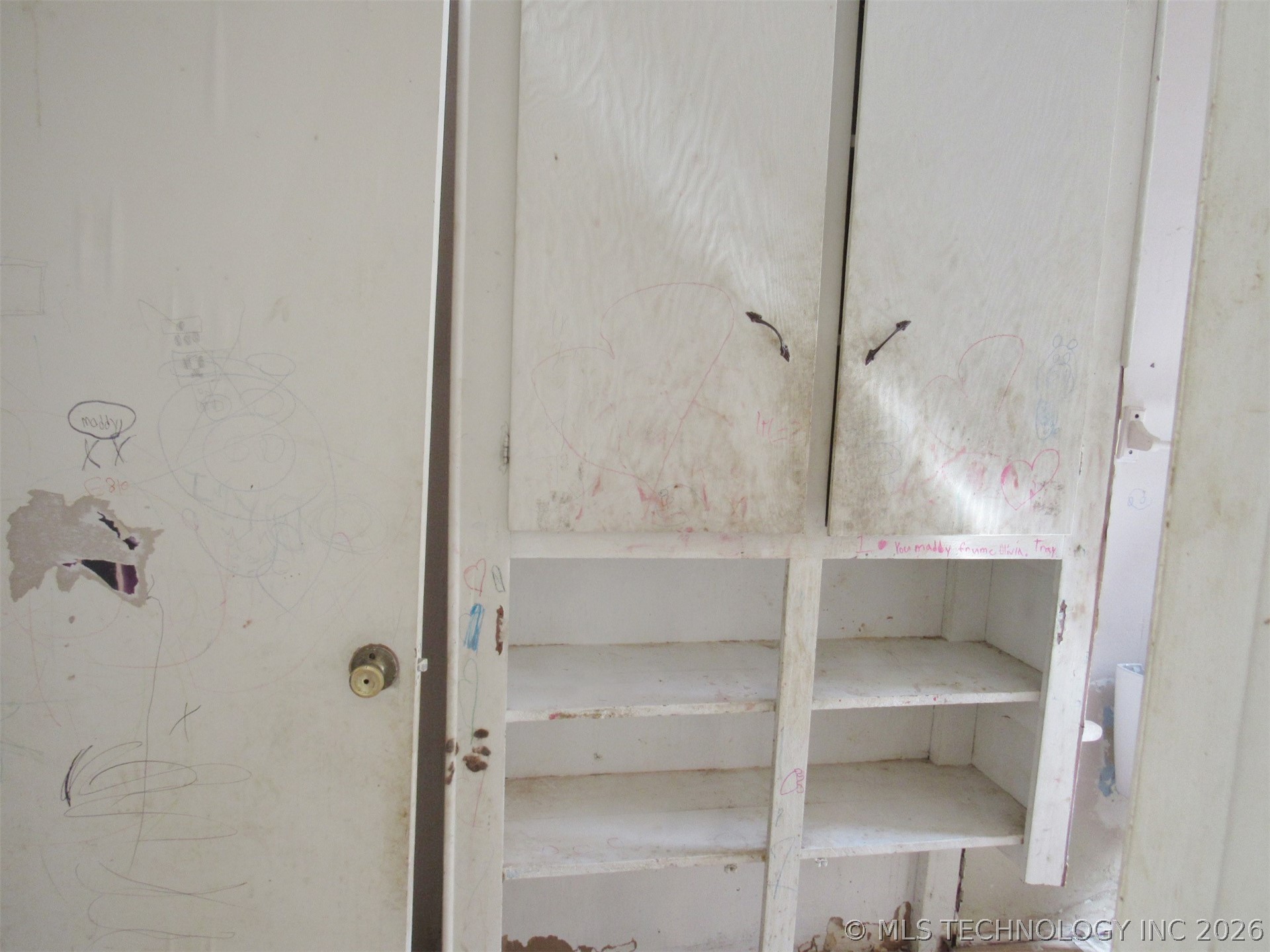 12233 S Oak Street Property Photo 28