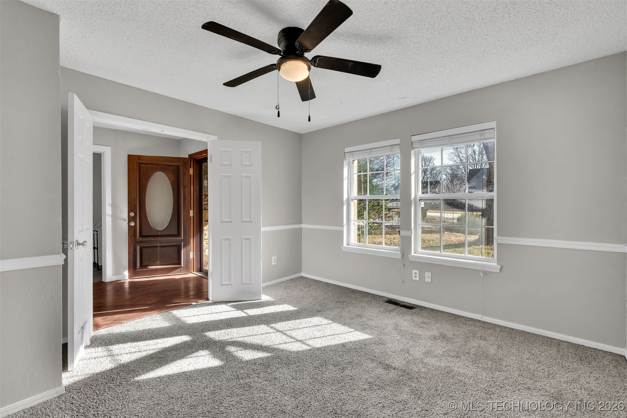 2606 W Toledo Court Property Photo 7