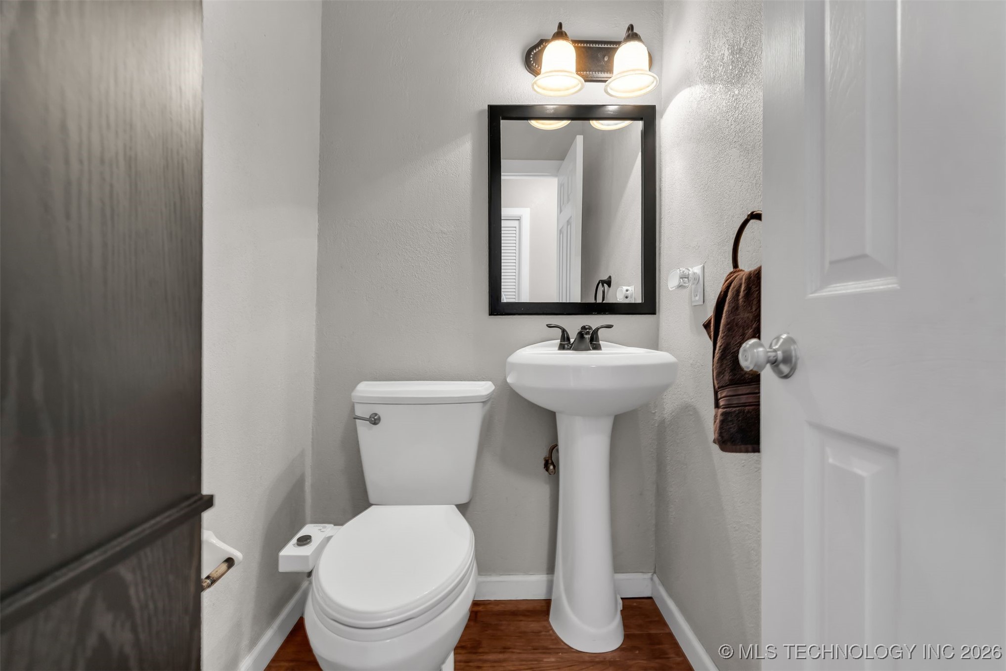 2606 W Toledo Court Property Photo 25