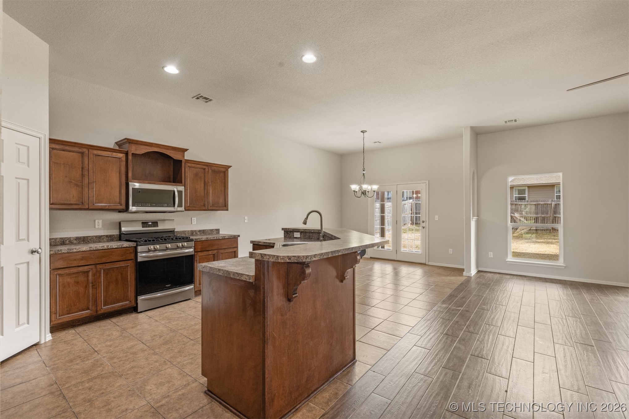 13339 S 21st Street Property Photo 6