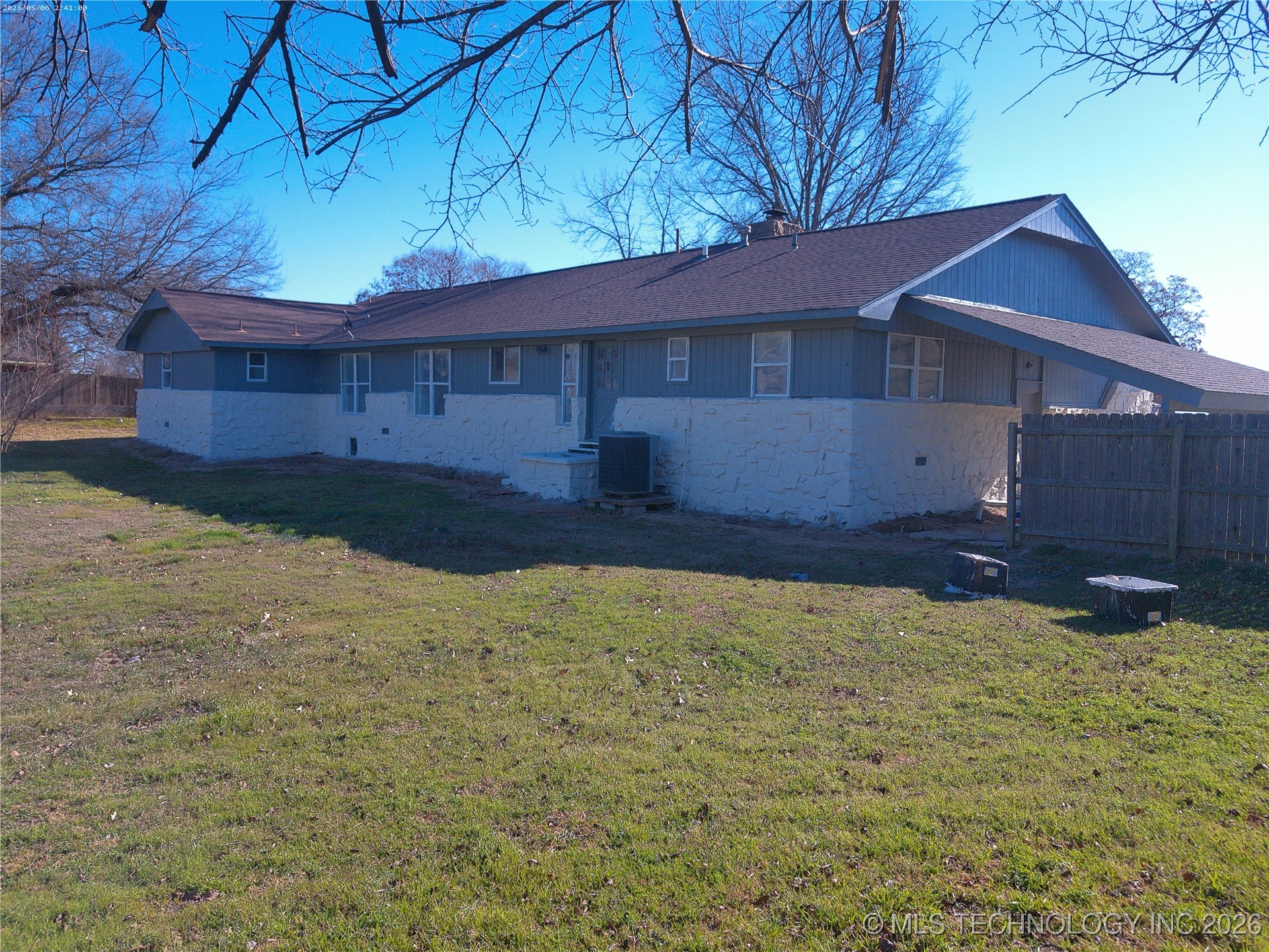 101 W G Street Property Photo 4