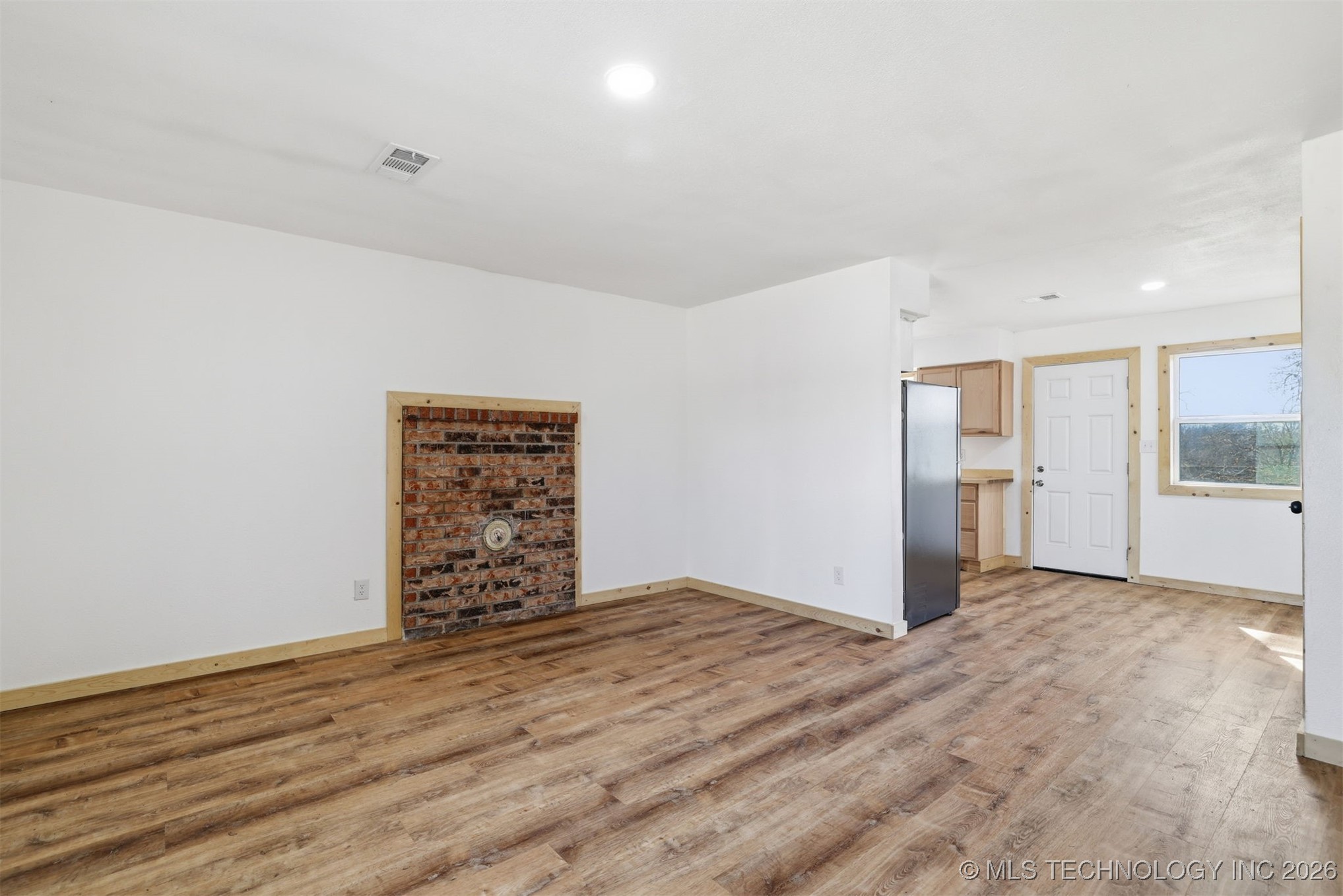 208 Sw Railroad Property Photo 7