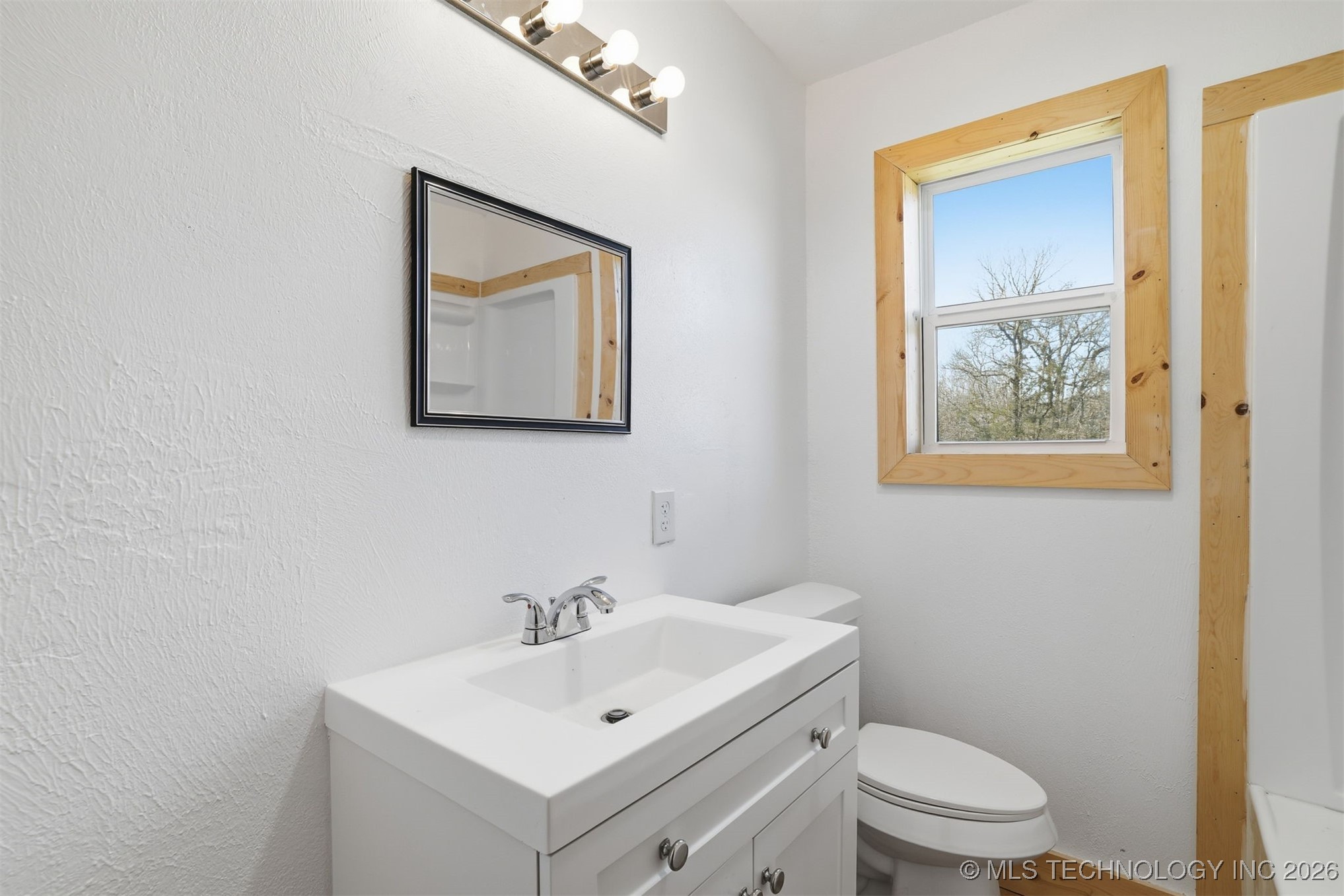 208 Sw Railroad Property Photo 13