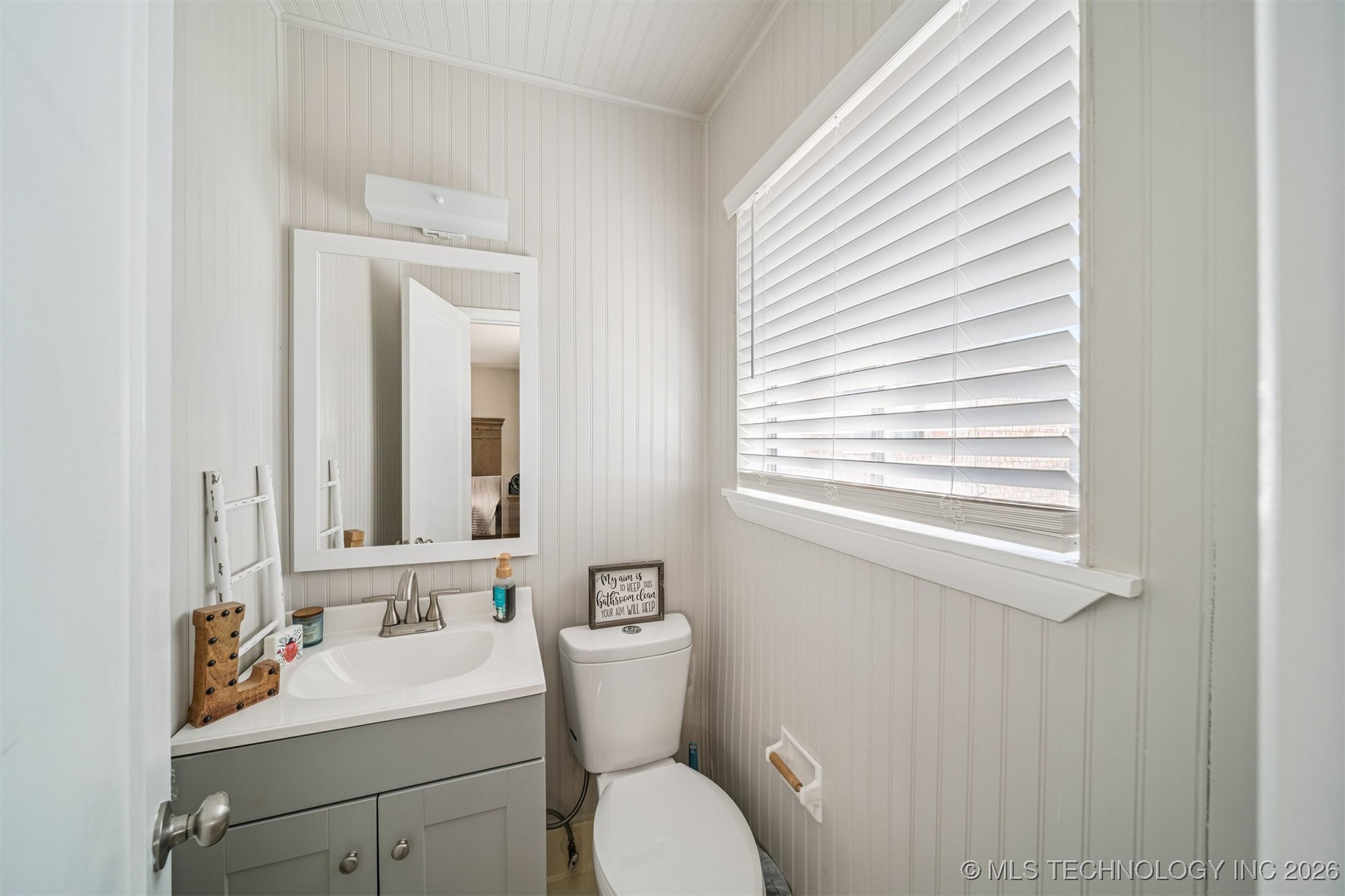 3111 S Saddle Rock Road Property Photo 16