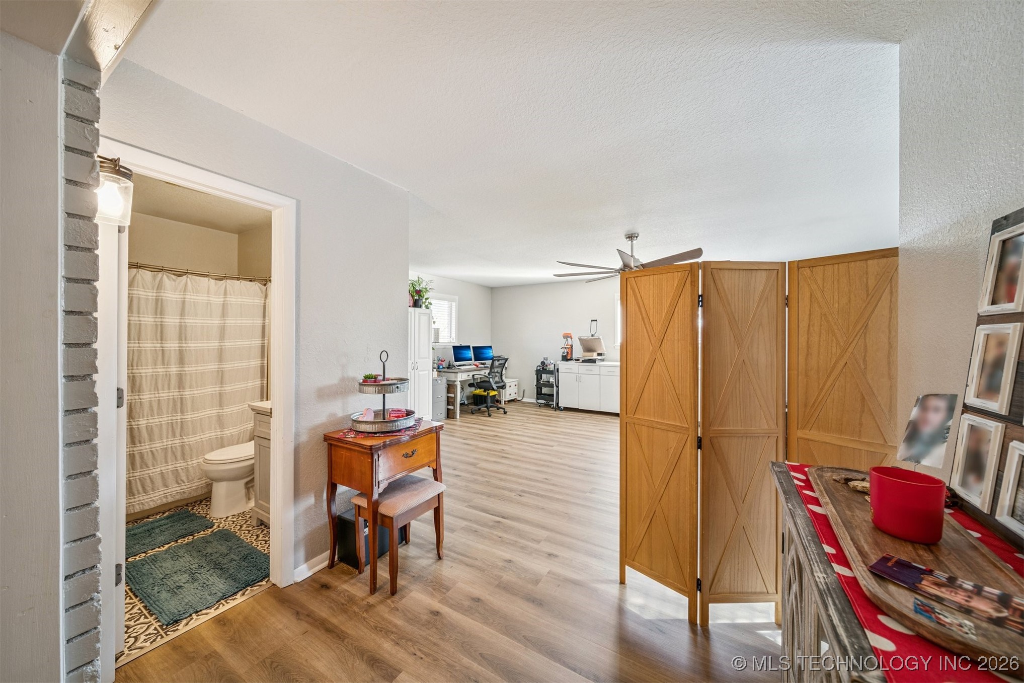 3111 S Saddle Rock Road Property Photo 21