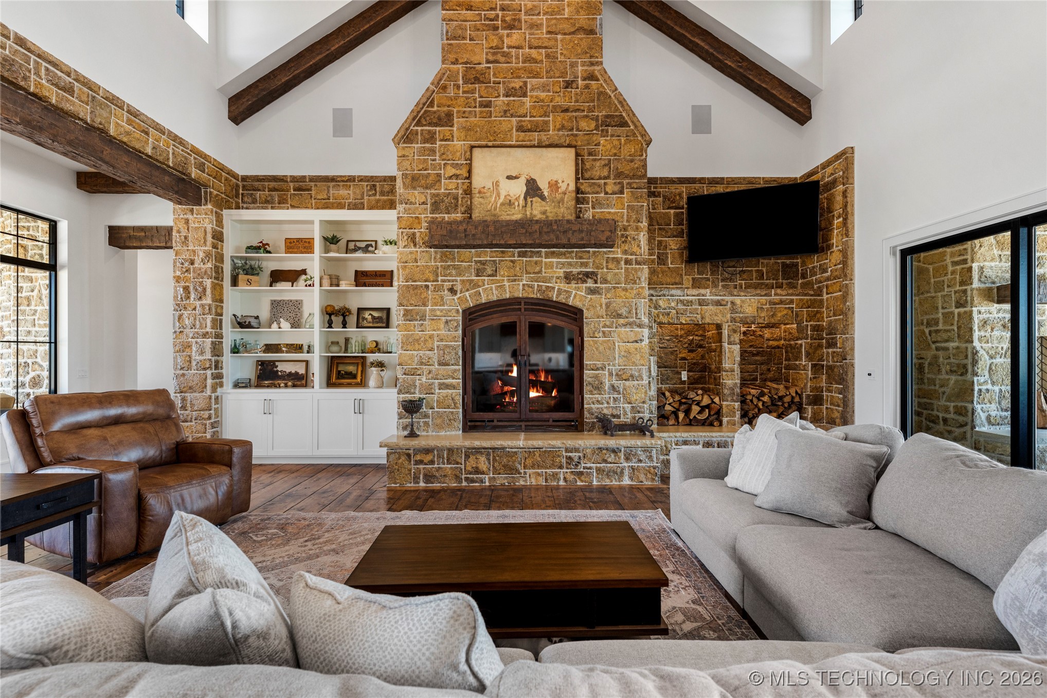 19001 W 41st Street Property Photo 17