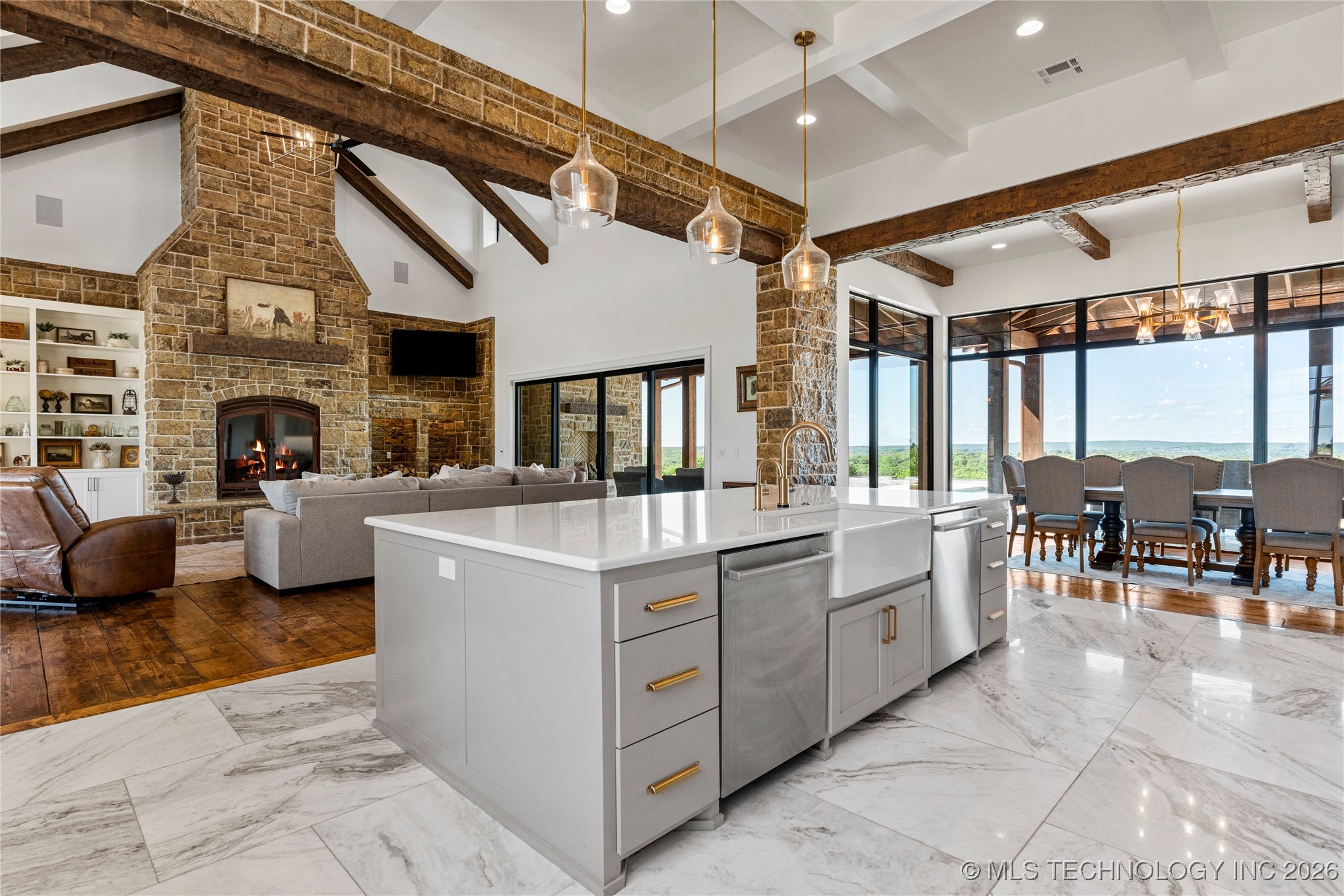 19001 W 41st Street Property Photo 19