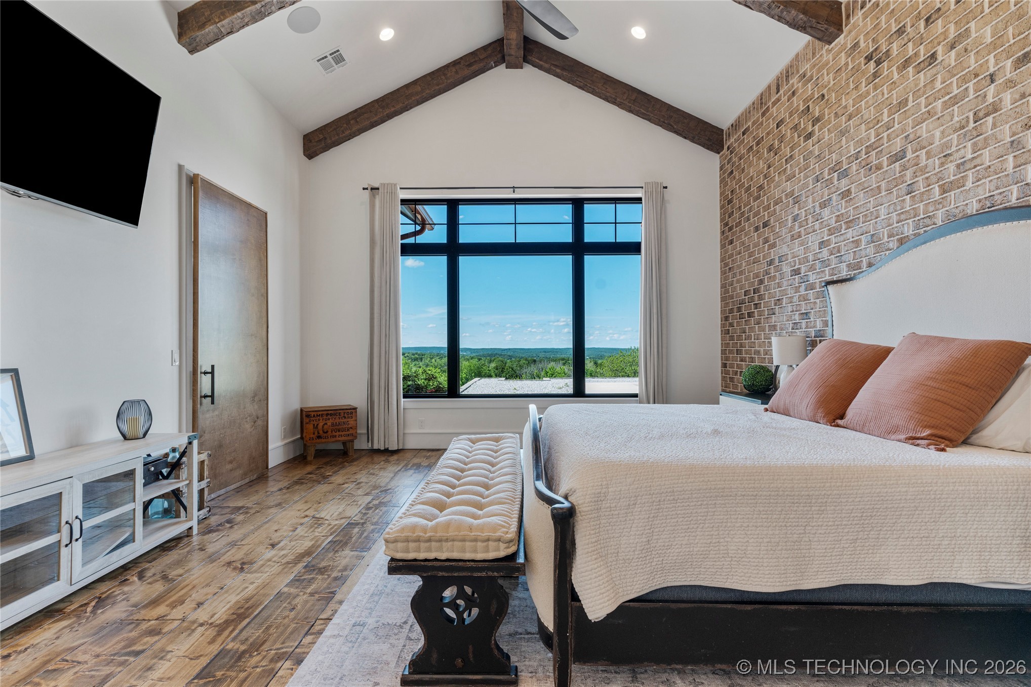 19001 W 41st Street Property Photo 29