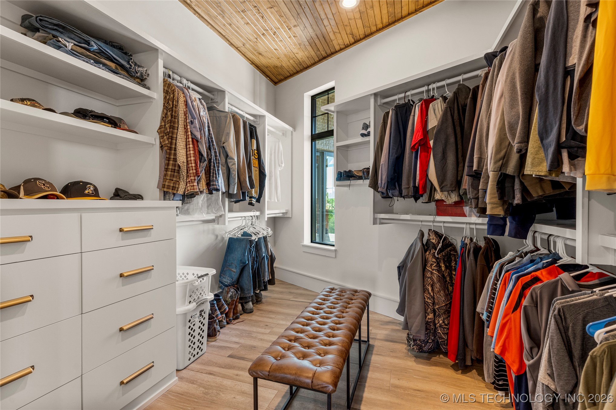 19001 W 41st Street Property Photo 36