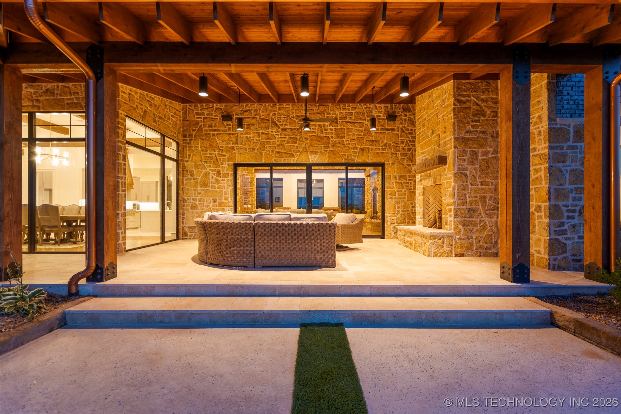 19001 W 41st Street Property Photo 59