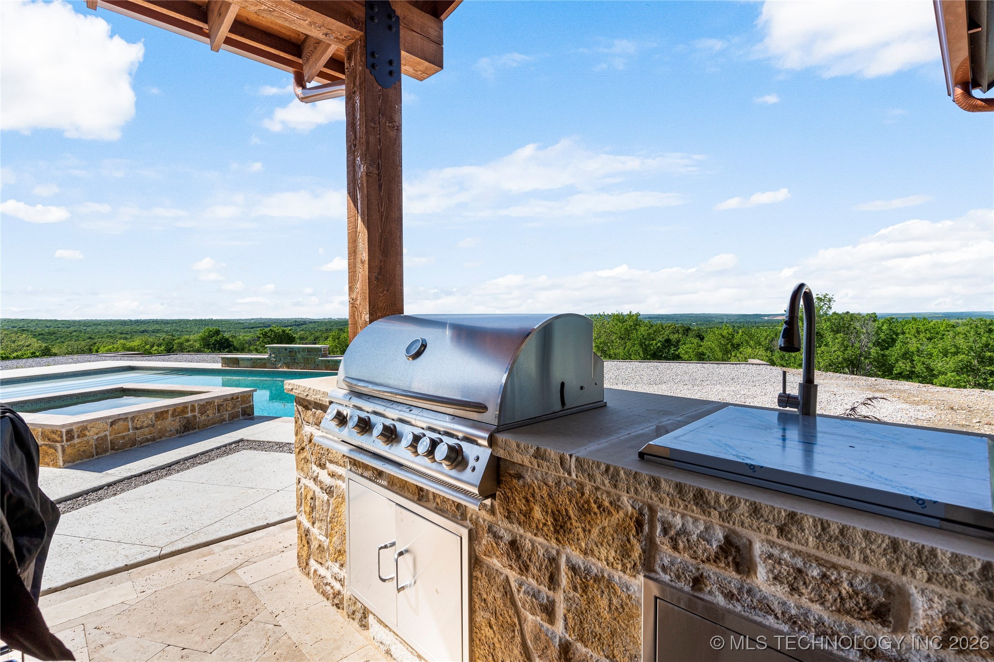 19001 W 41st Street Property Photo 60