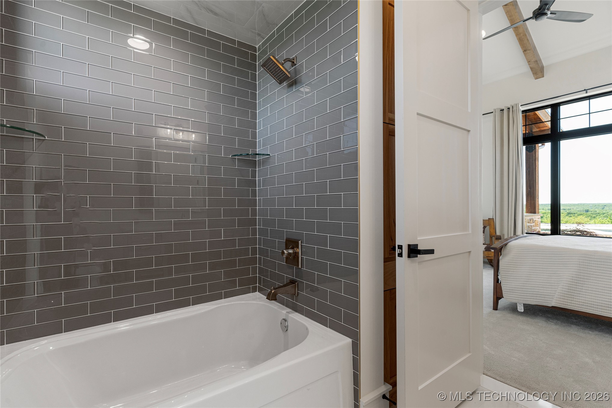 19001 W 41st Street Property Photo 65