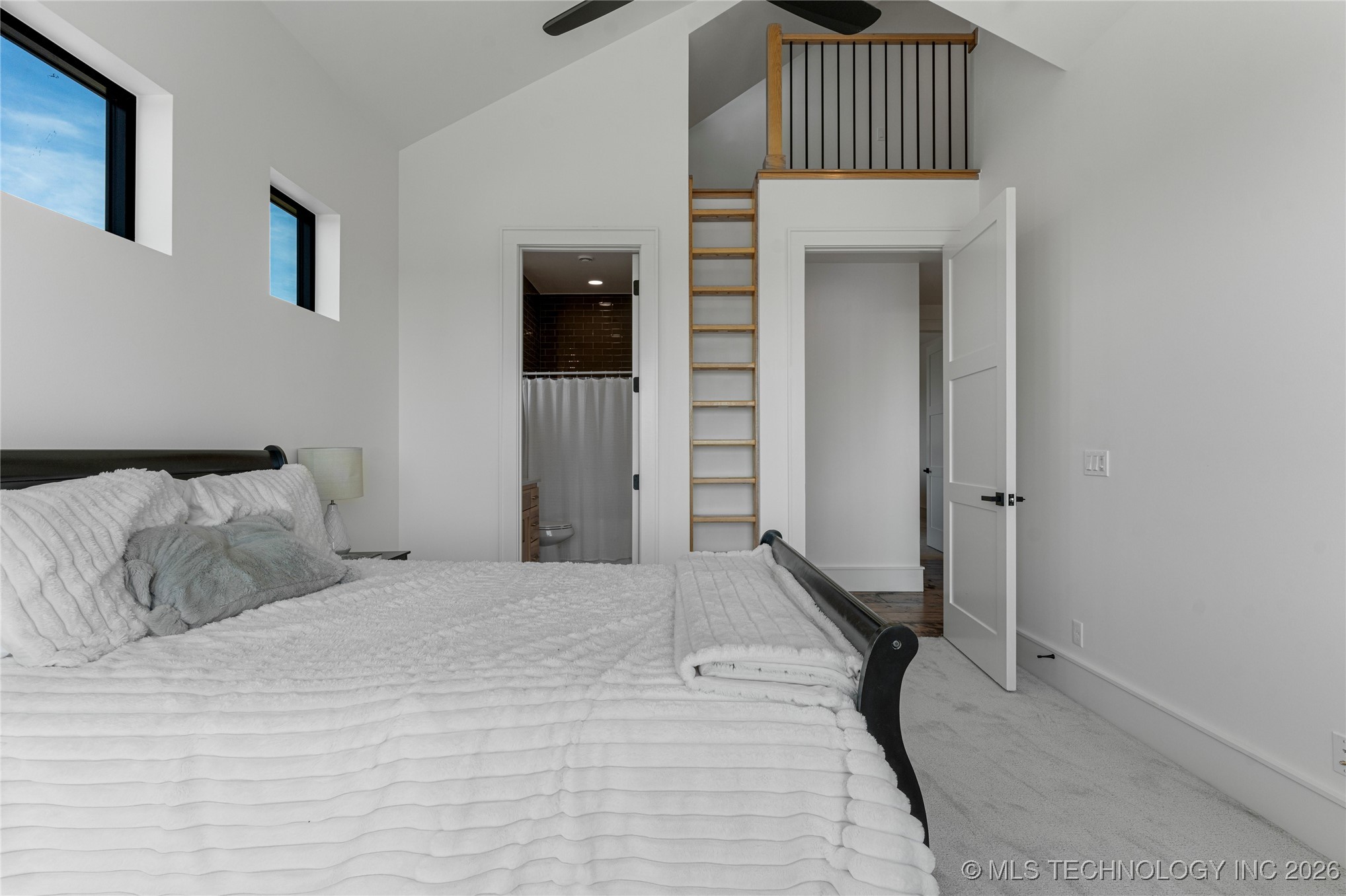 19001 W 41st Street Property Photo 69