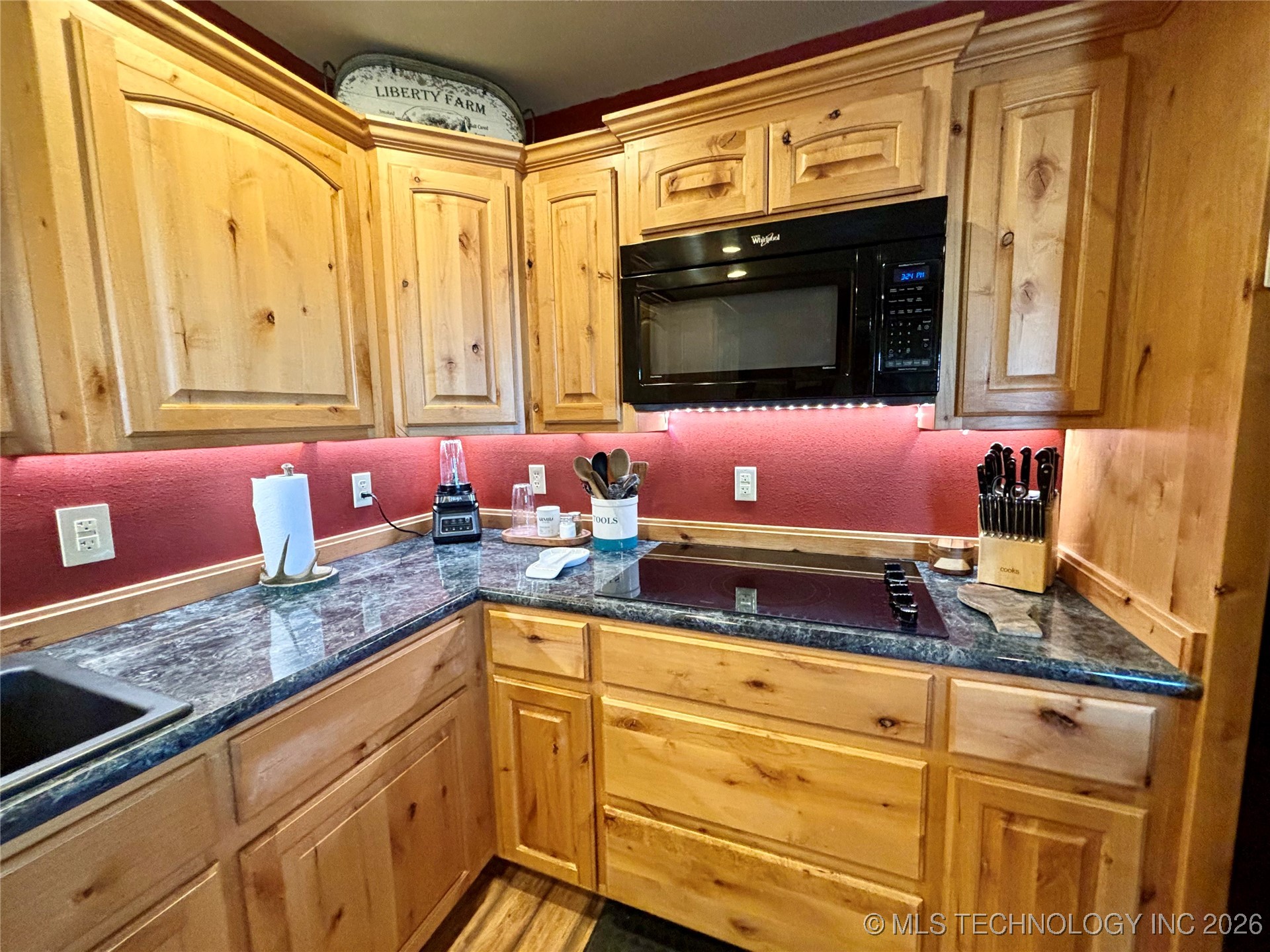 20012 Bald Hill Road Property Photo 15