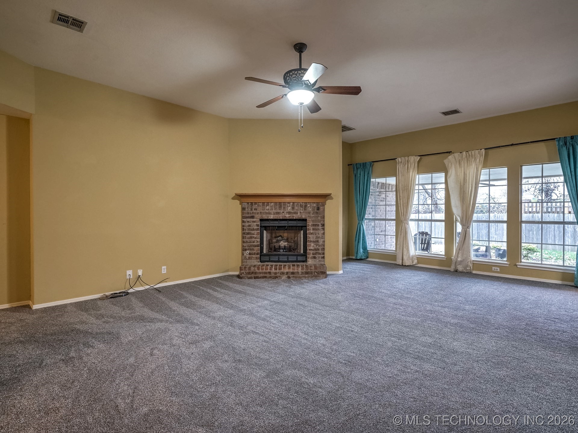 3813 W Galveston Street Property Photo 4