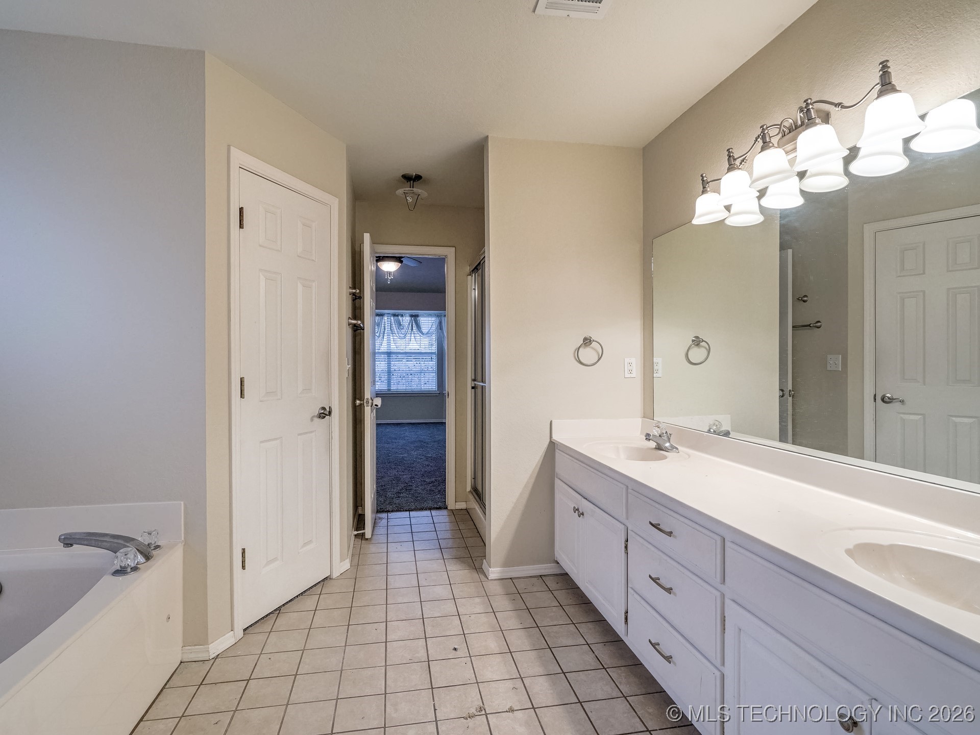 3813 W Galveston Street Property Photo 18