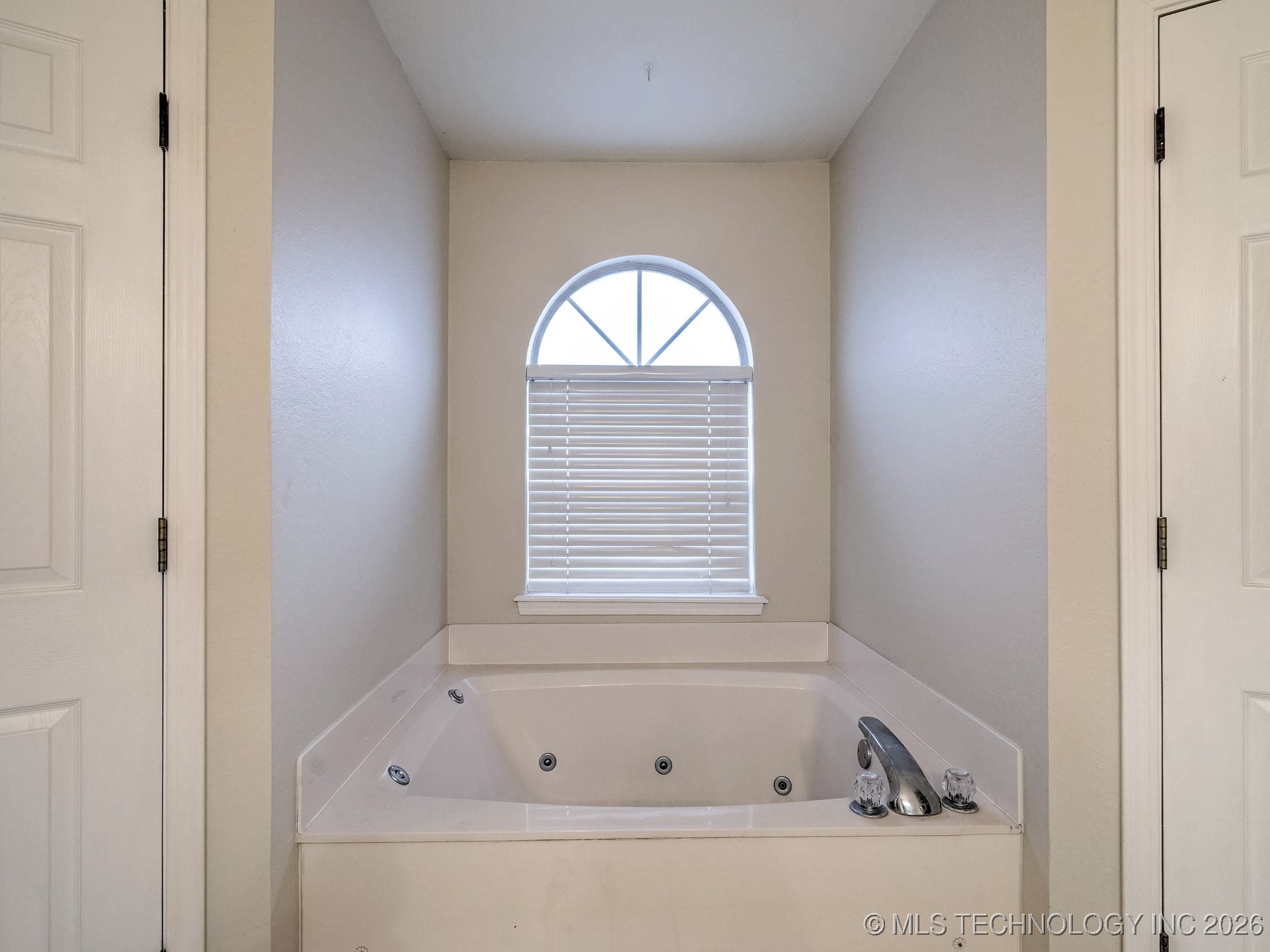 3813 W Galveston Street Property Photo 19