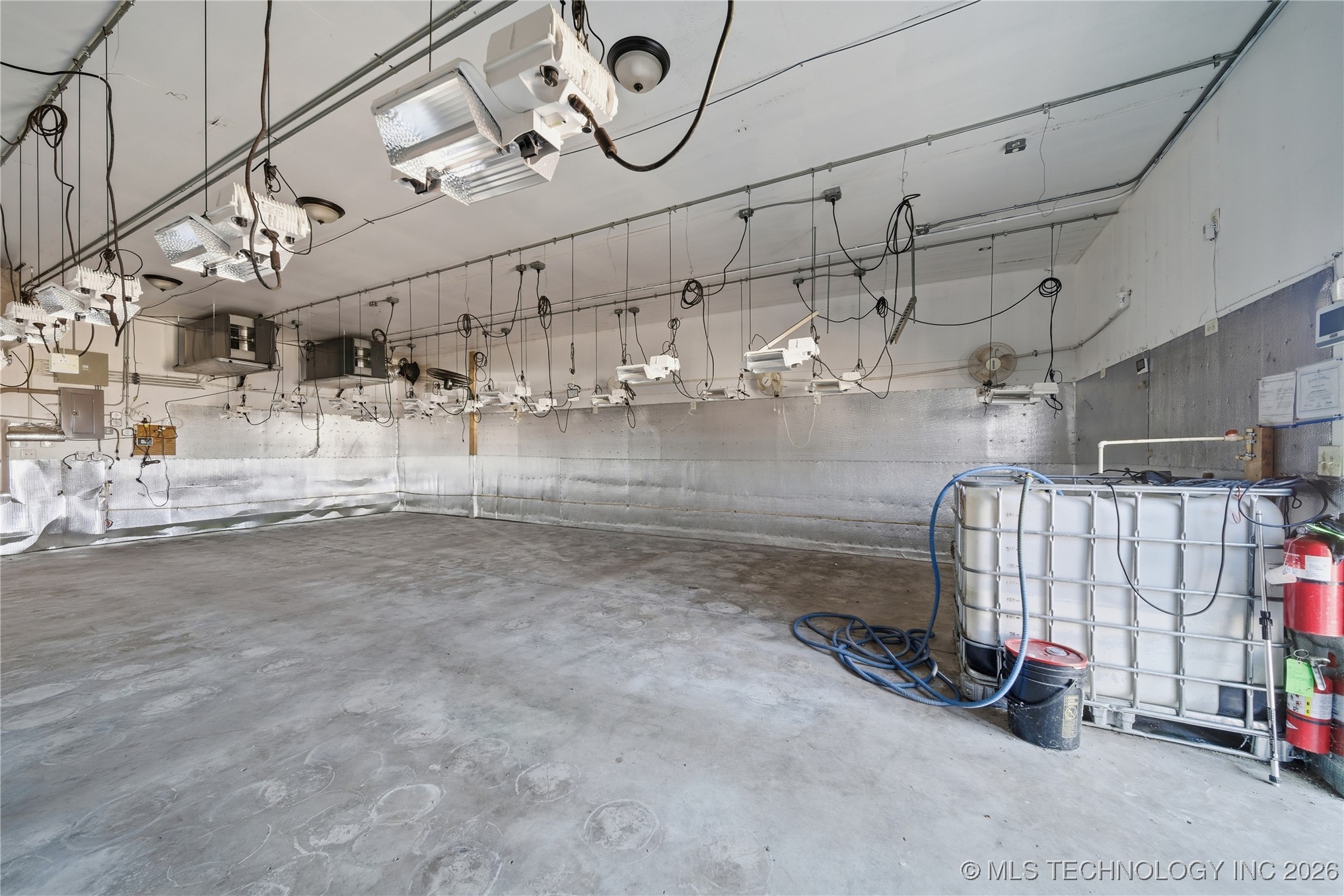 8468 Happy Camp Road Property Photo 13