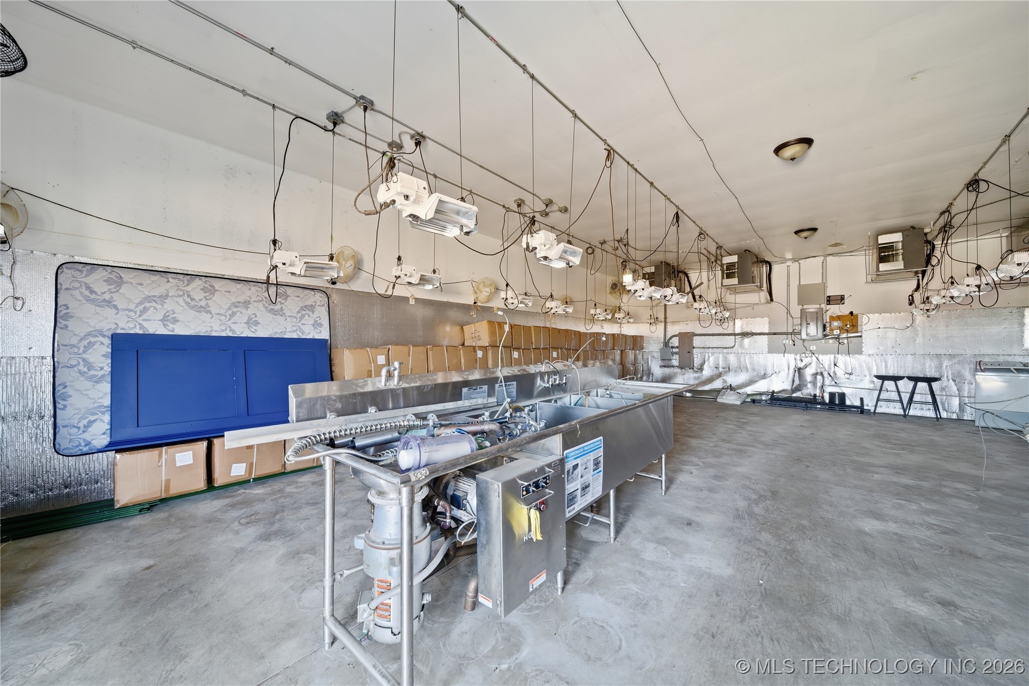 8468 Happy Camp Road Property Photo 16