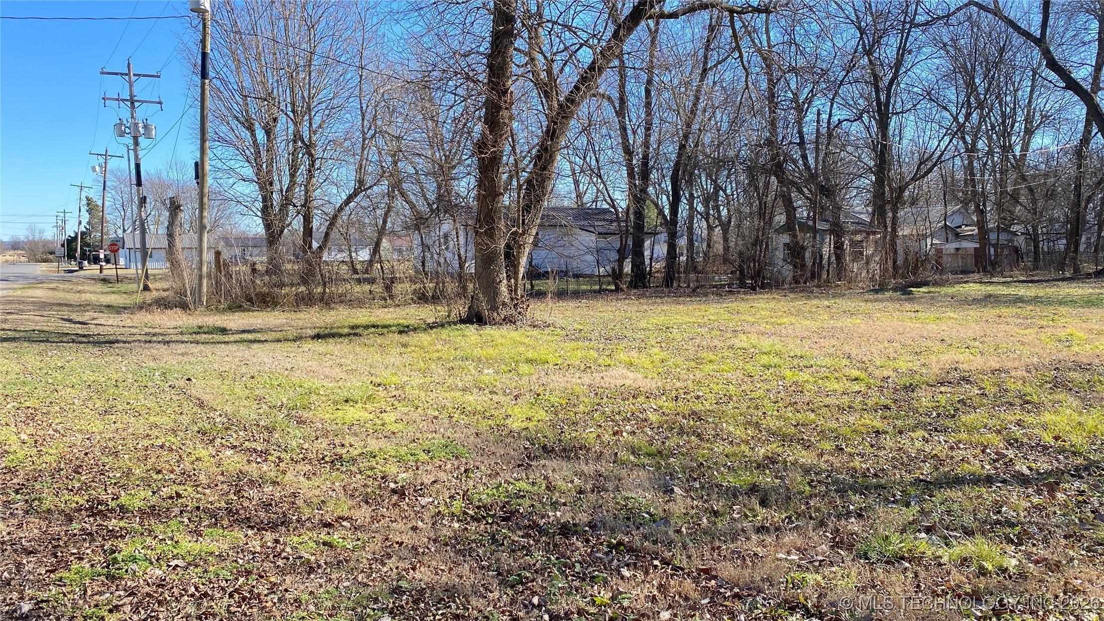 323 Shady Lane Property Photo 3