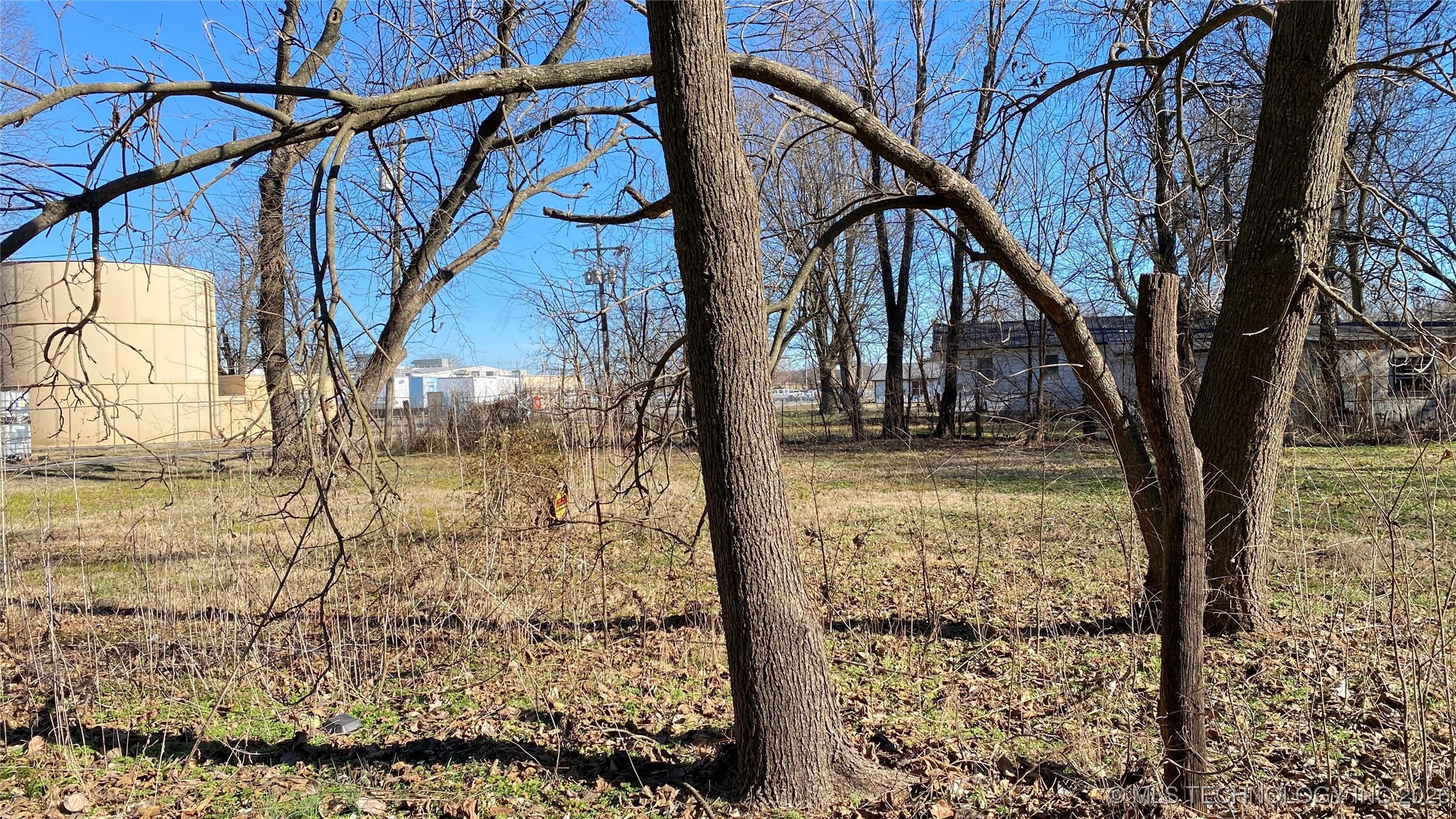 323 Shady Lane Property Photo 4