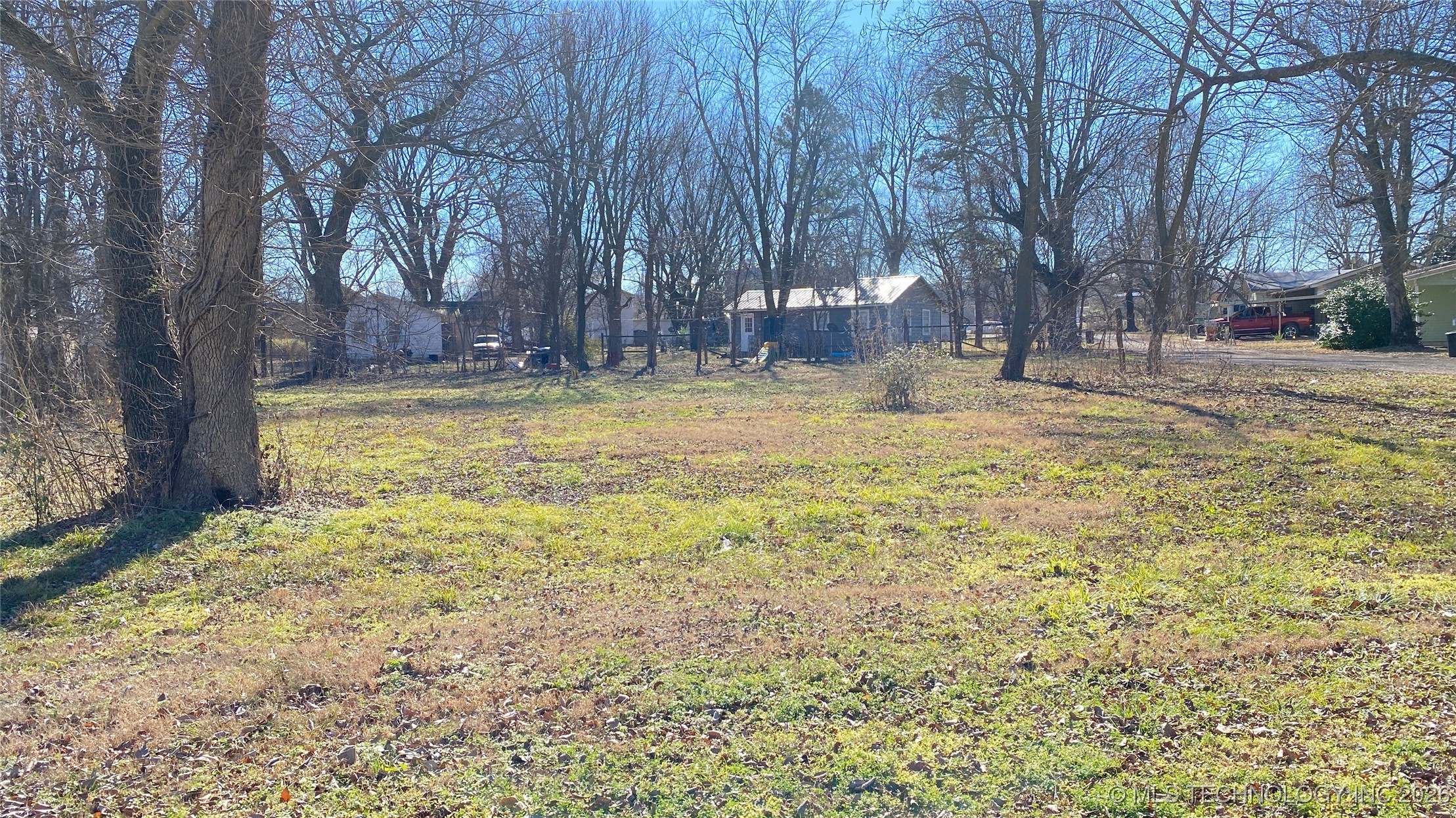 323 Shady Lane Property Photo 7