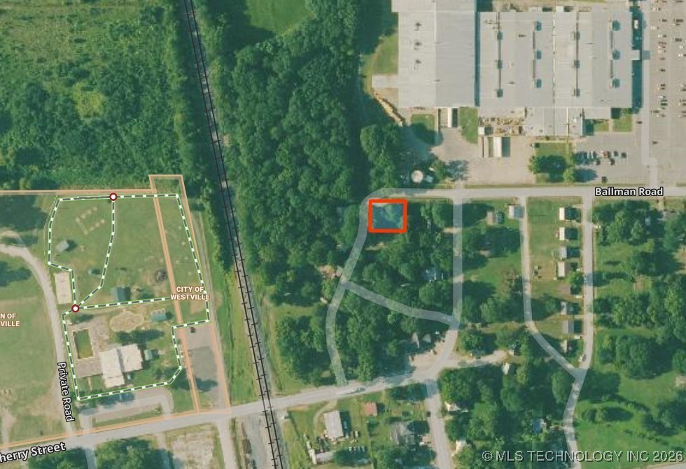 323 Shady Lane Property Photo 9