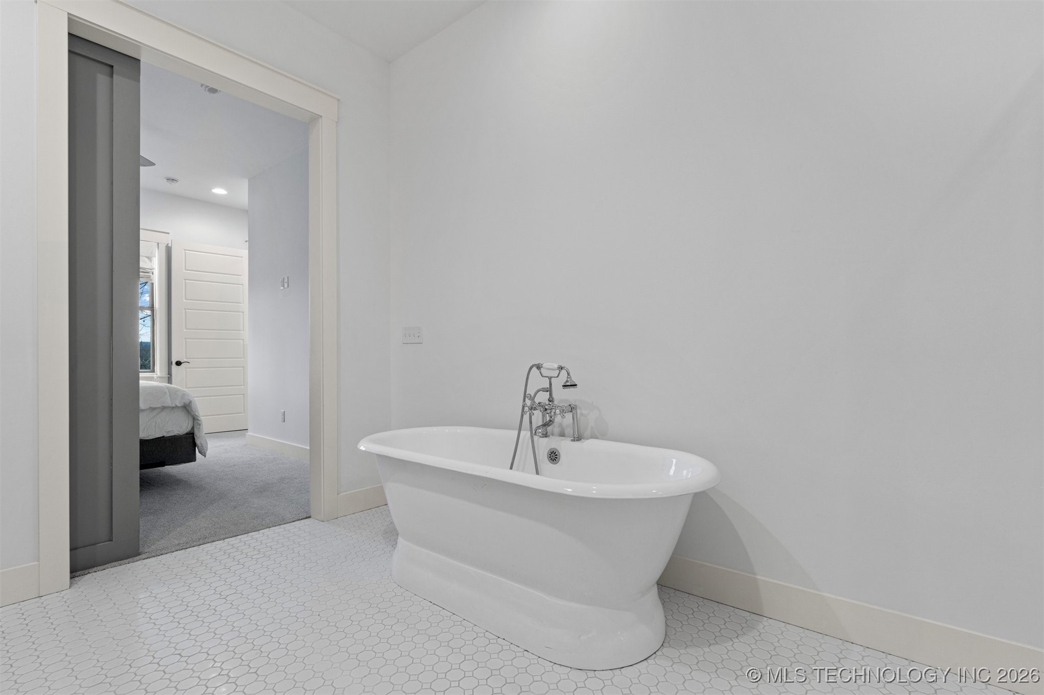 29 Water Street 3 Property Photo 19