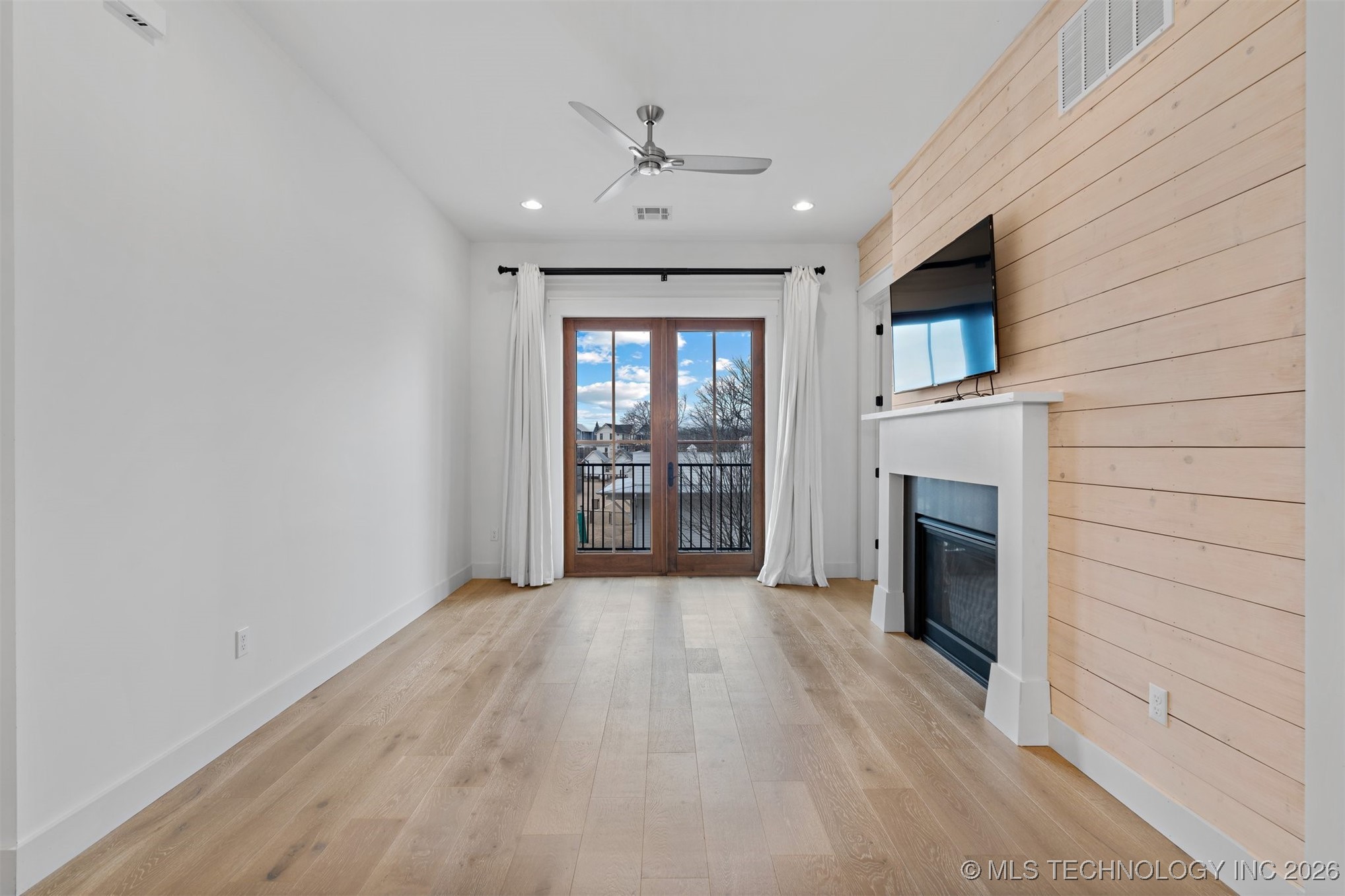 29 Water Street 5 Property Photo 8