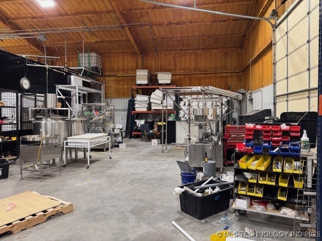 538 Case Property Photo 9