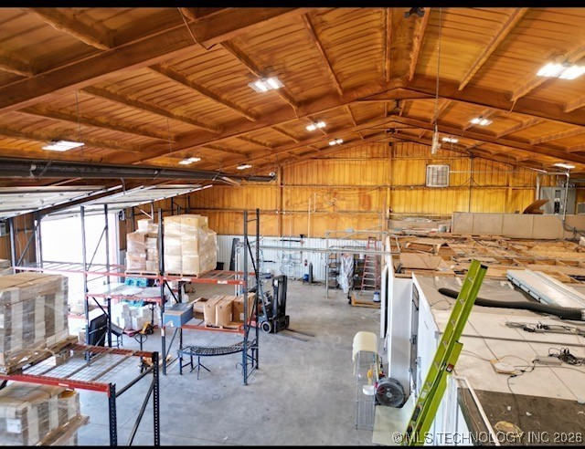 538 Case Property Photo 16