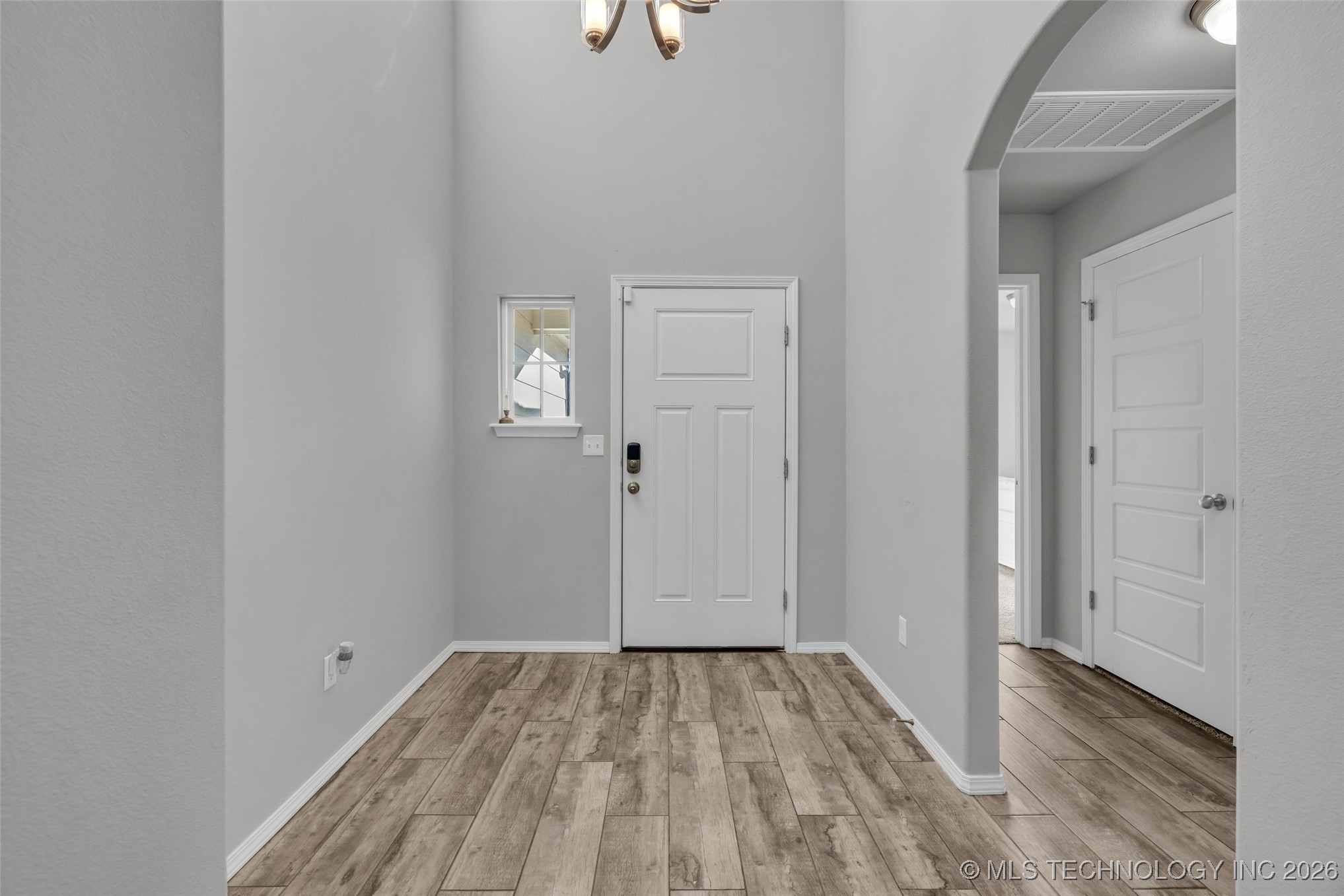 2008 E Union Street Property Photo 5