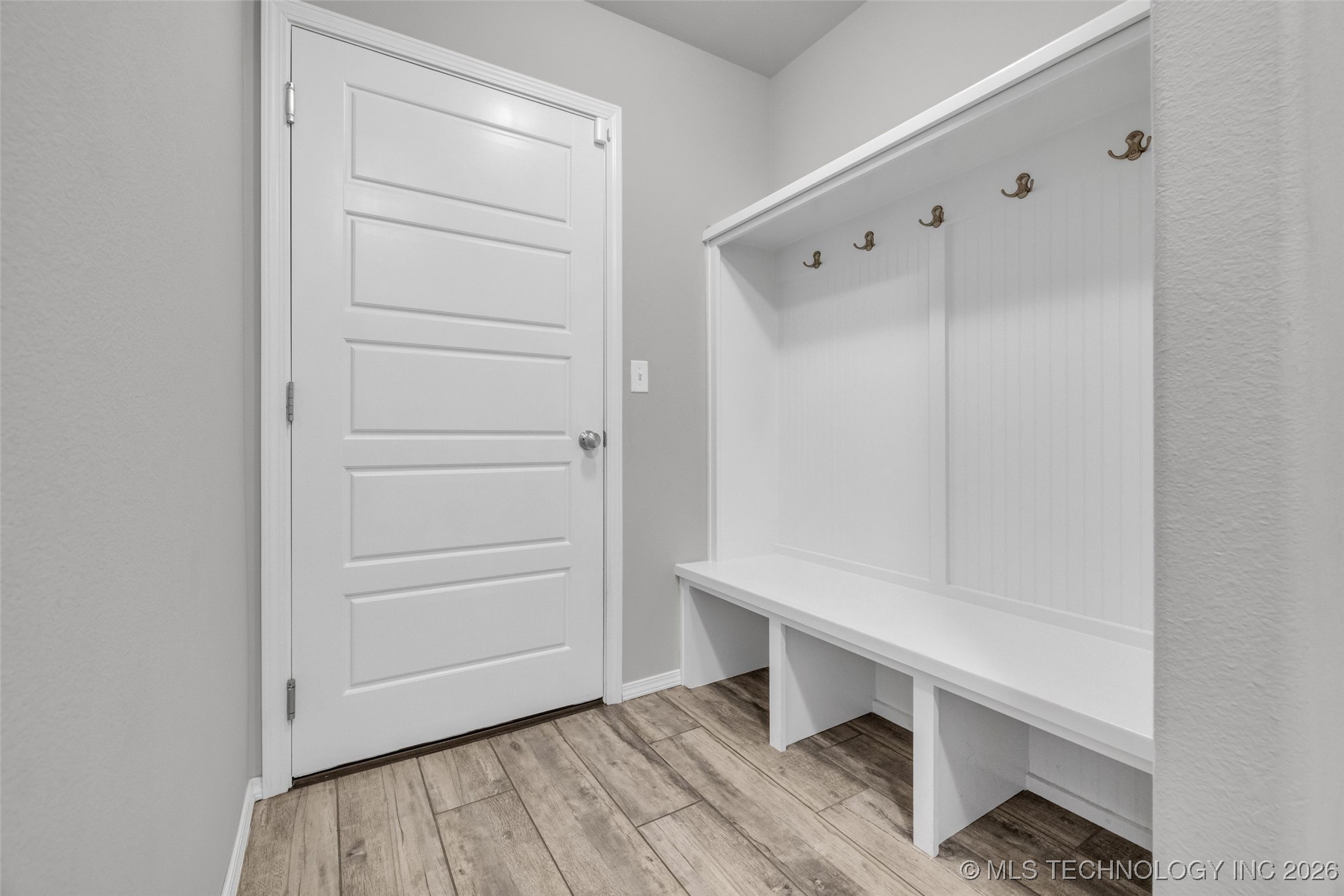 2008 E Union Street Property Photo 23