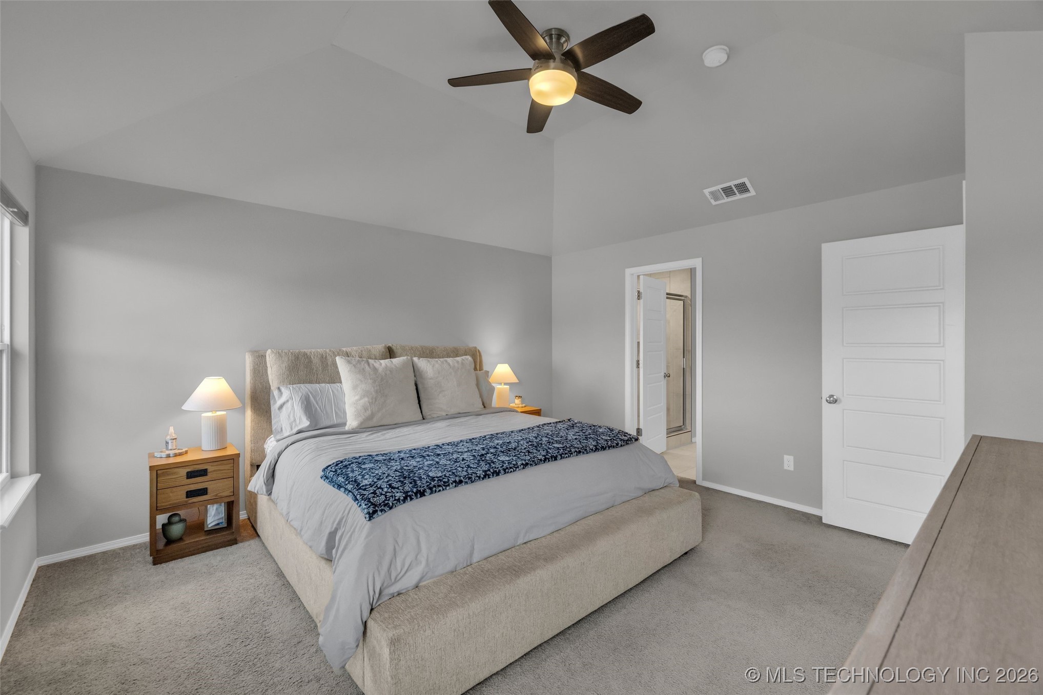 2008 E Union Street Property Photo 34