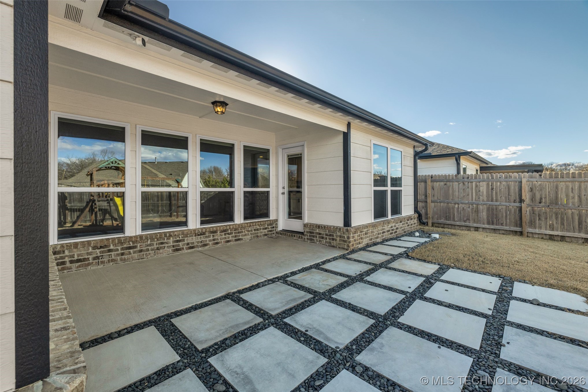 2008 E Union Street Property Photo 48