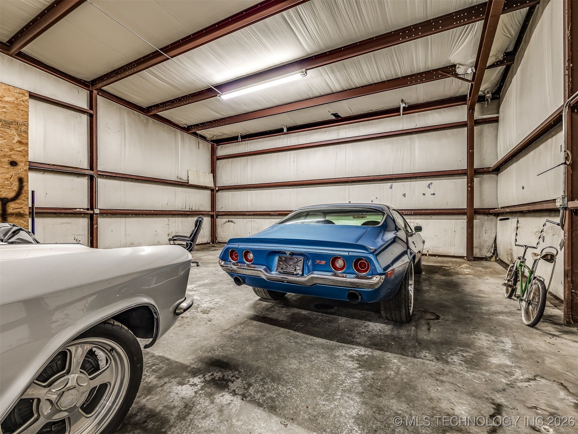 2238 N Broadway Property Photo 42